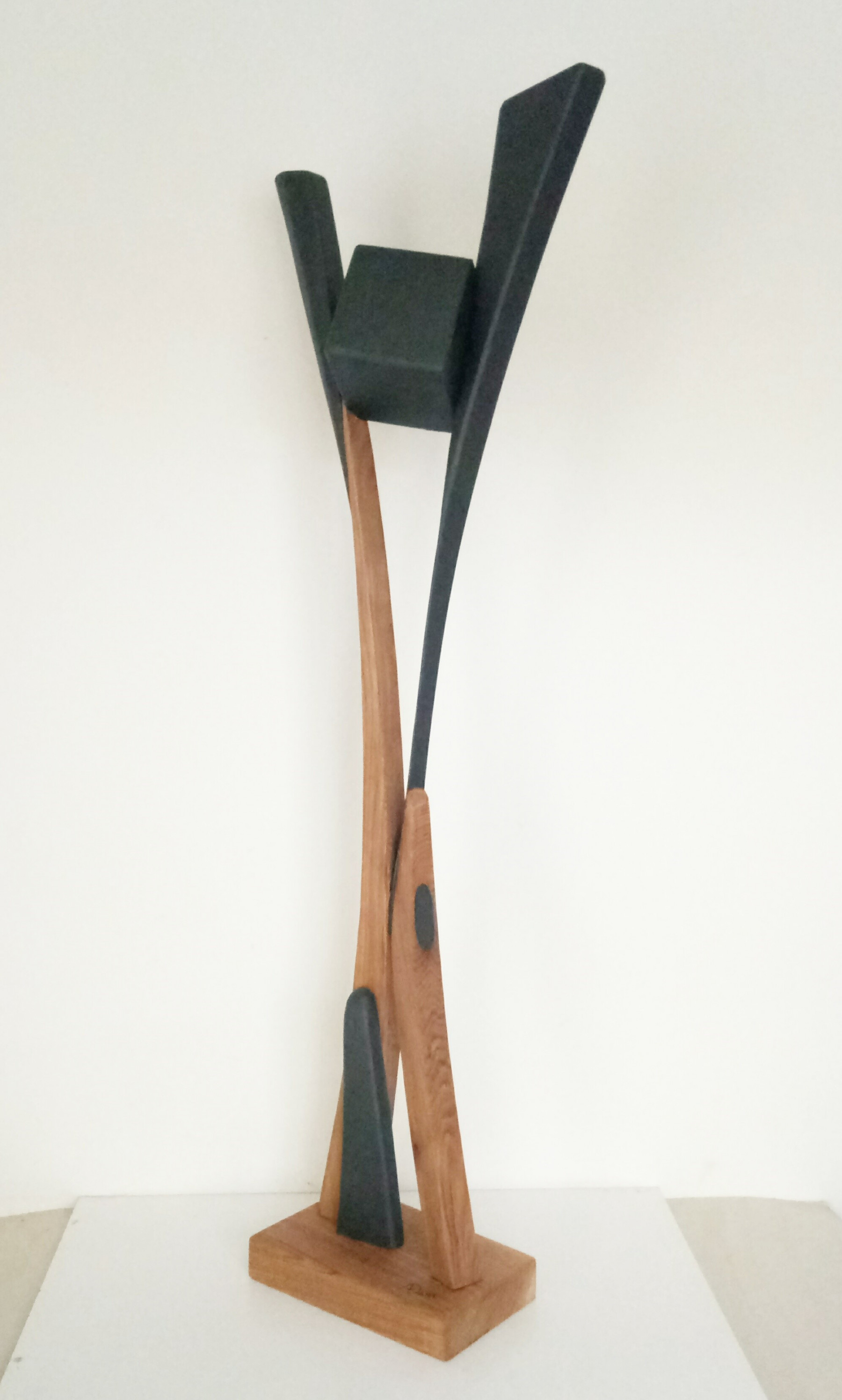 A+D Art, Dolmen, sculpture - Galerie de vente et d’achat d’art contemporain en ligne Artalistic
