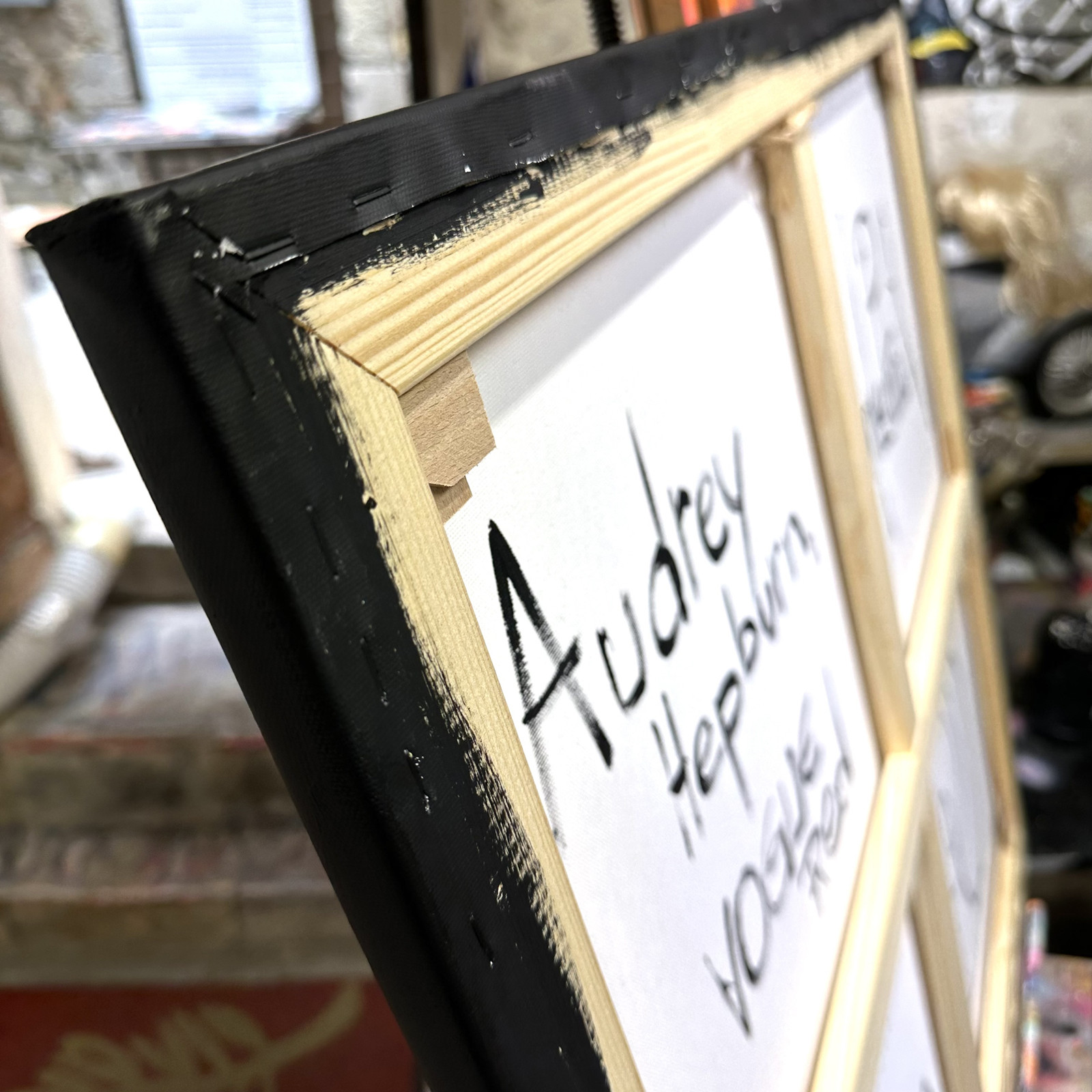 Patrick Cornée, Audrey Hepburn, peinture - Galerie de vente et d’achat d’art contemporain en ligne Artalistic