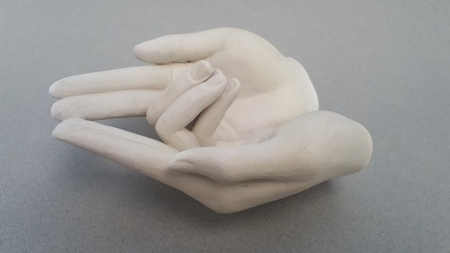 Louise de Gastines, Mains Mudra, sculpture - Galerie de vente et d’achat d’art contemporain en ligne Artalistic
