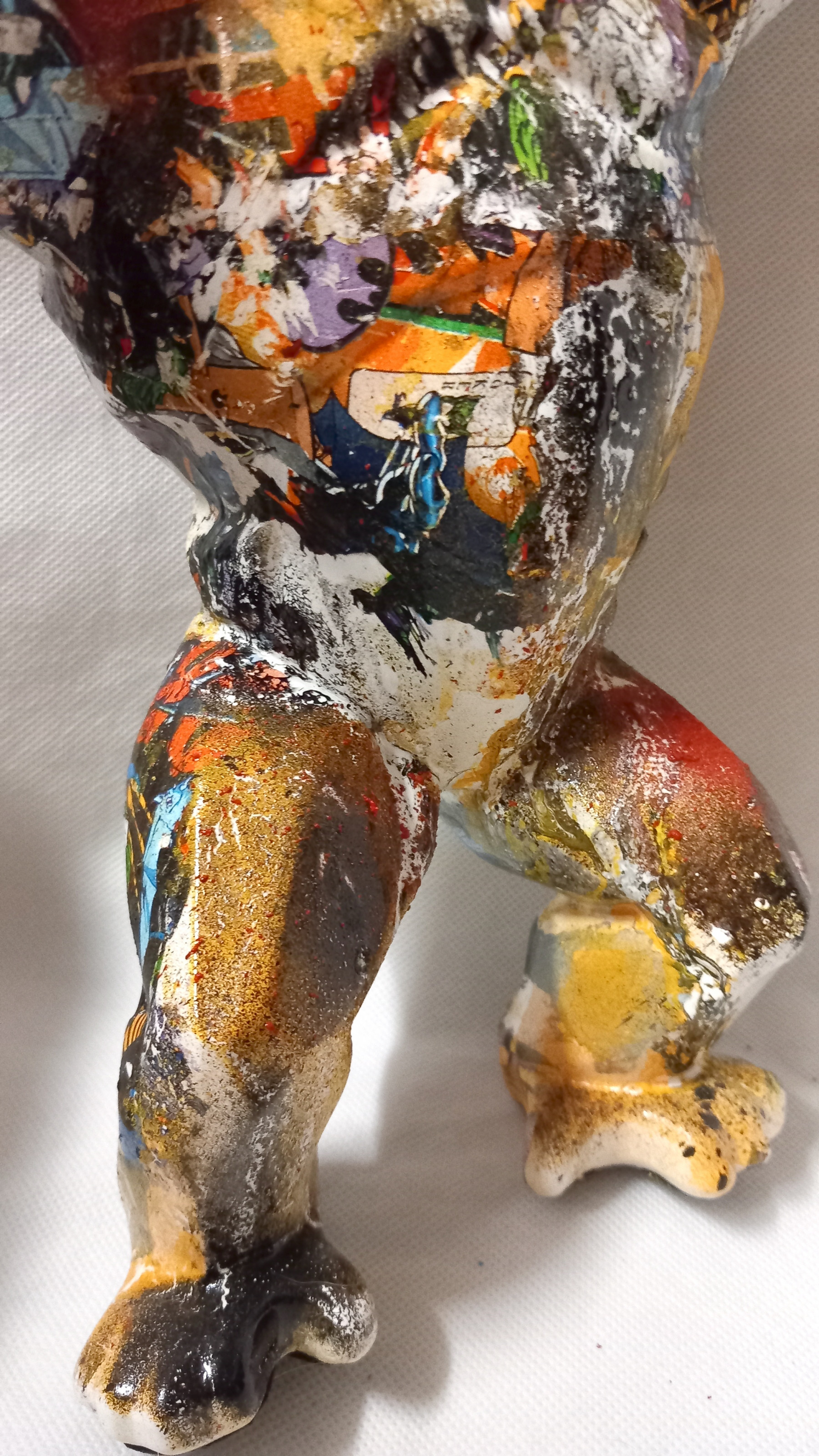 Stoz, Pop gorilla fury, sculpture - Galerie de vente et d’achat d’art contemporain en ligne Artalistic