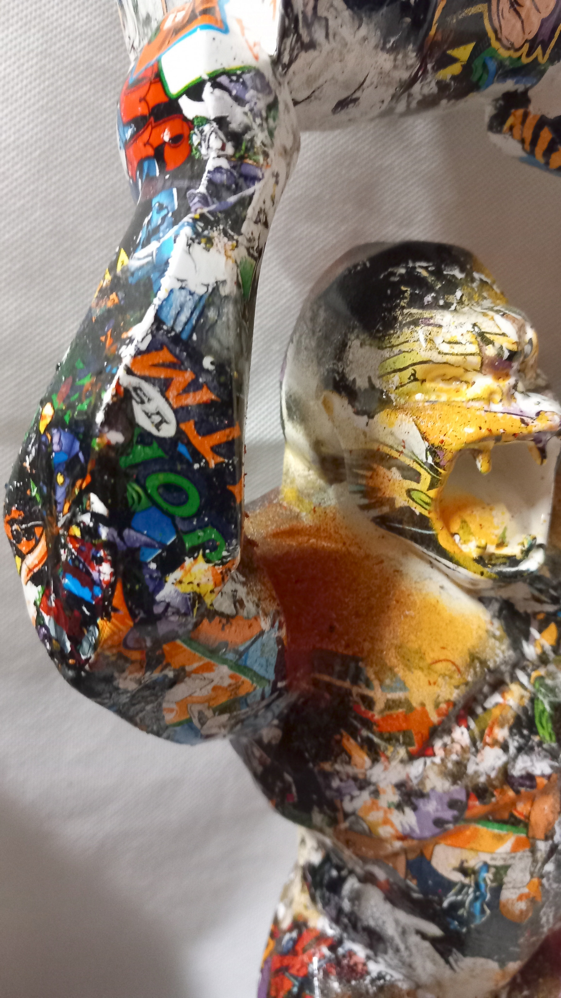 Stoz, Pop gorilla fury, sculpture - Galerie de vente et d’achat d’art contemporain en ligne Artalistic