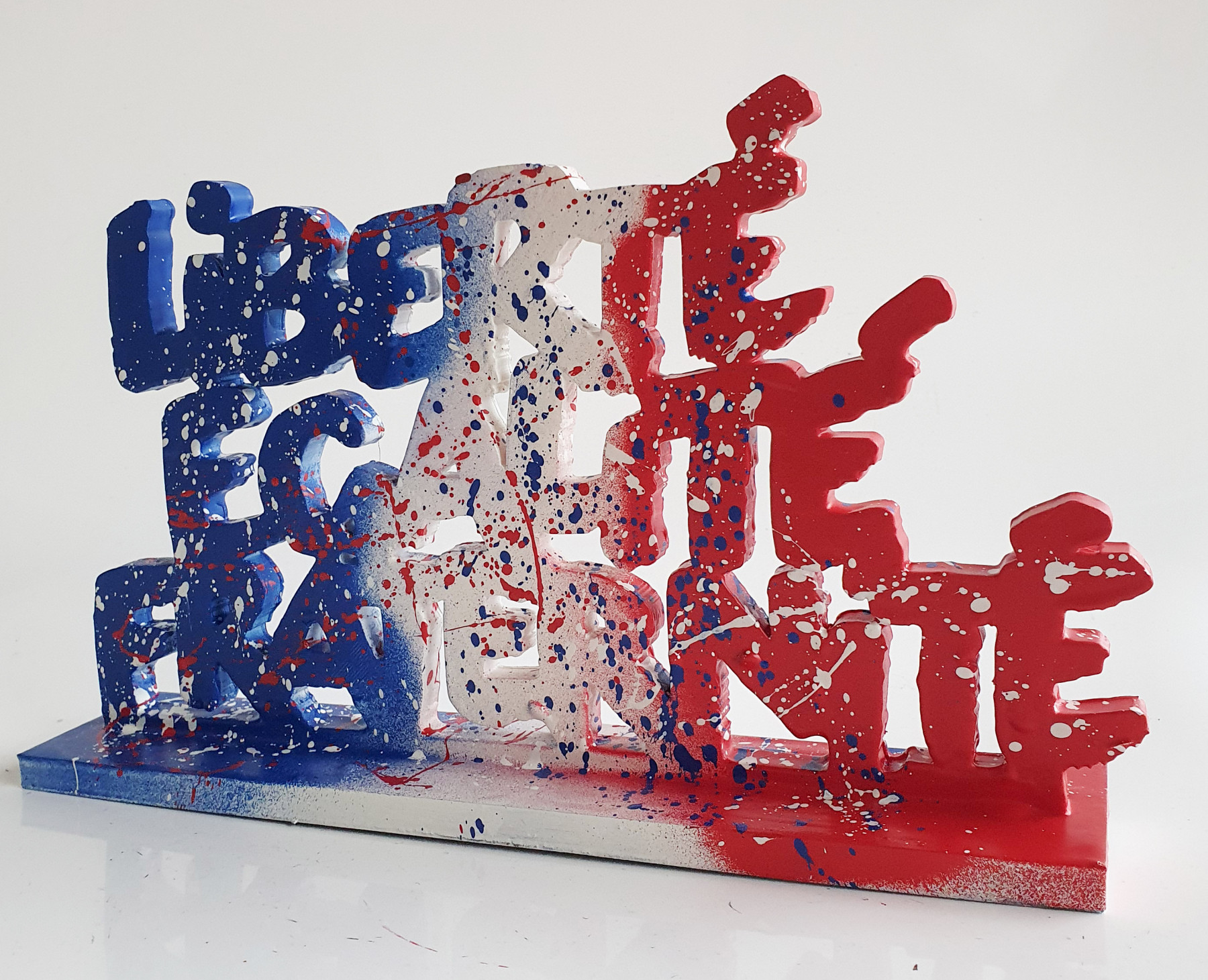 Spaco, Liberté, égalité, fraternité France, sculpture - Galerie de vente et d’achat d’art contemporain en ligne Artalistic