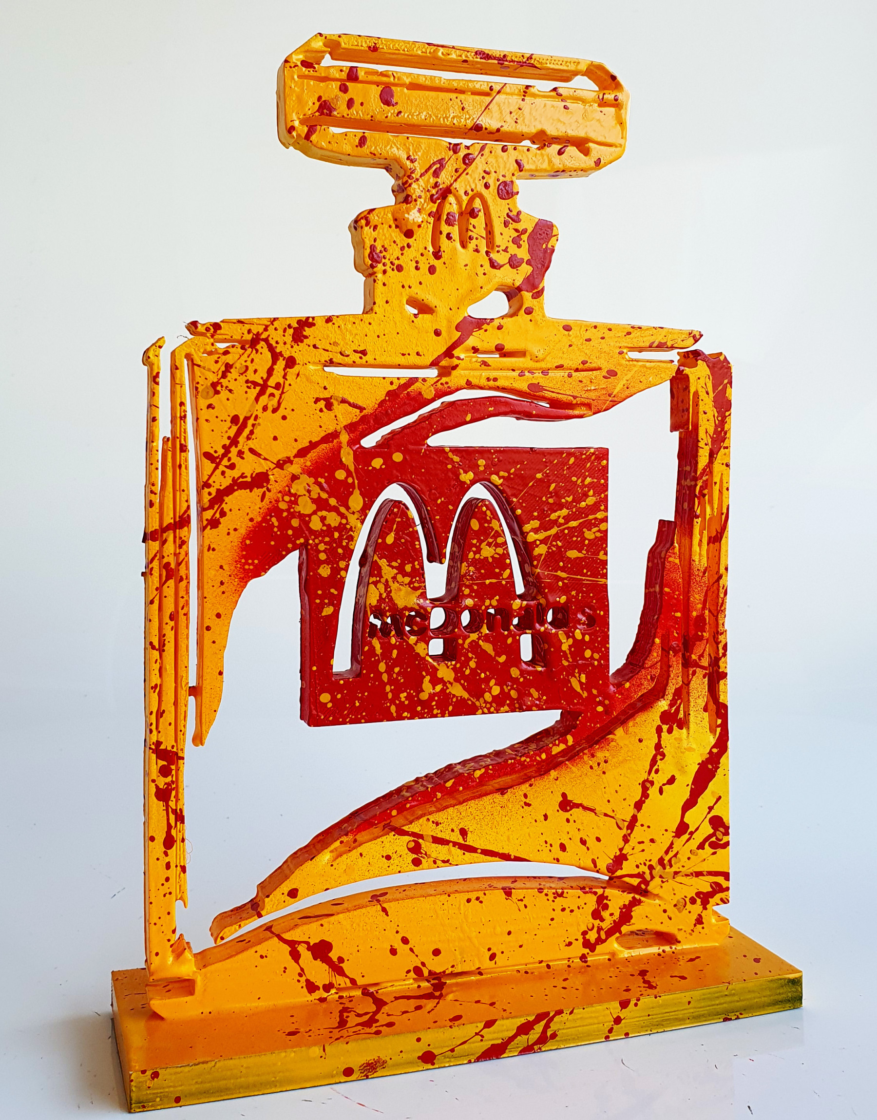 Spaco, Five Chanel N5 Mcdonald's, sculpture - Galerie de vente et d’achat d’art contemporain en ligne Artalistic