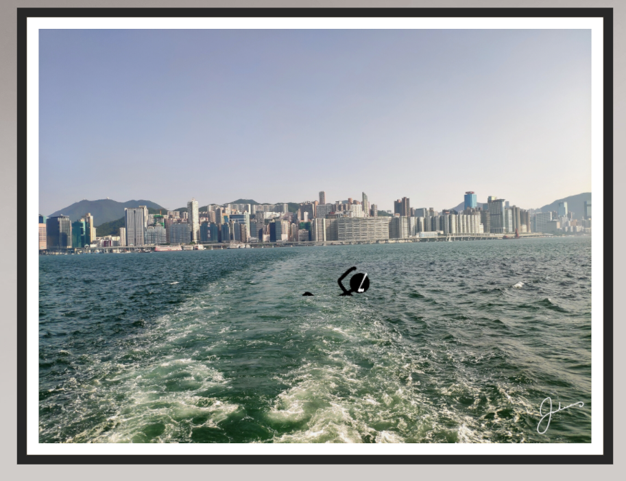 Jia Li, Echappée du nageur Hongkongais, photo - Galerie de vente et d’achat d’art contemporain en ligne Artalistic