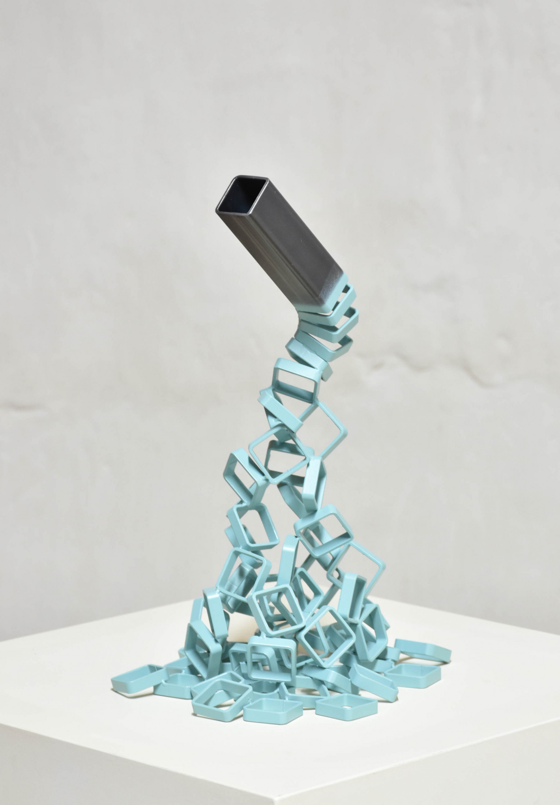 Yannick Bouillault, Pastel section, sculpture - Galerie de vente et d’achat d’art contemporain en ligne Artalistic