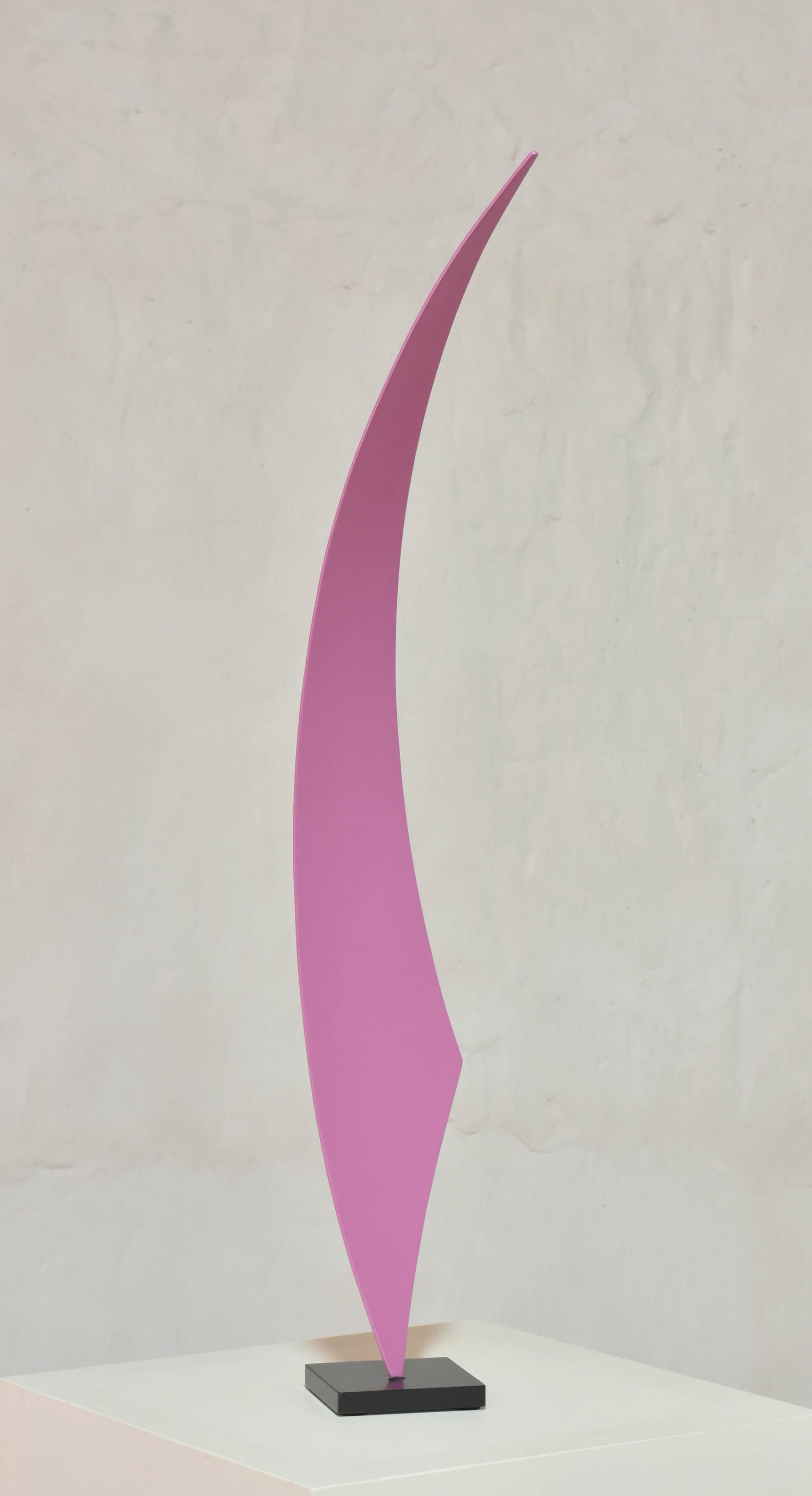 Yannick Bouillault, Pink OMS, sculpture - Galerie de vente et d’achat d’art contemporain en ligne Artalistic