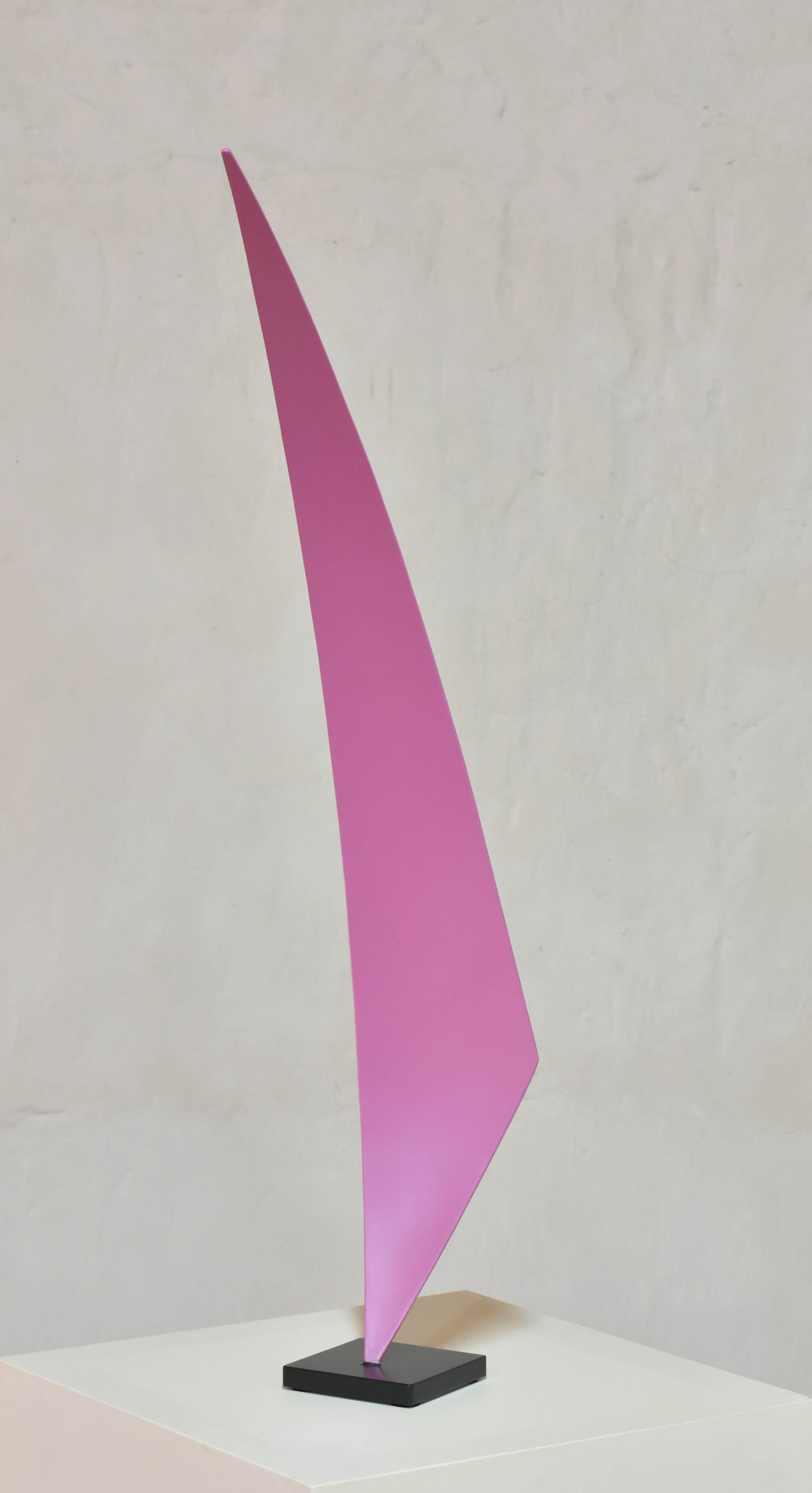 Yannick Bouillault, Pink OMS, sculpture - Galerie de vente et d’achat d’art contemporain en ligne Artalistic