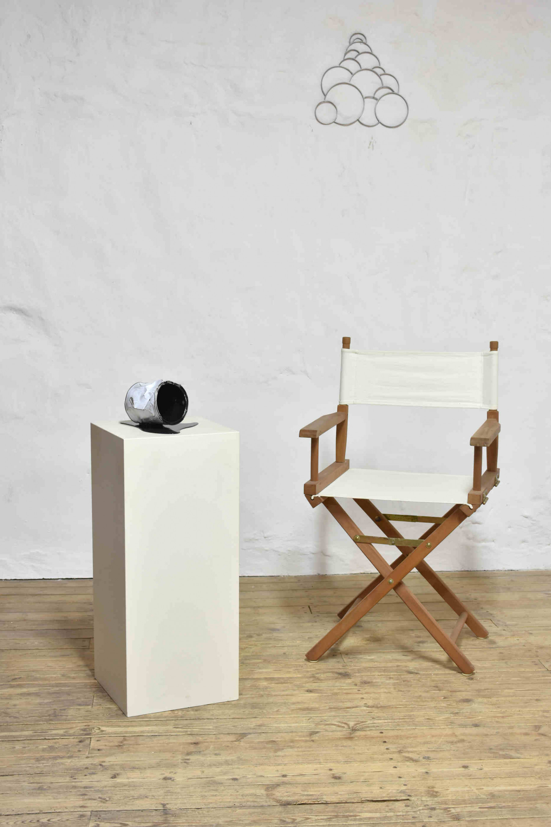 Yannick Bouillault, Le vieux pot de peinture noir, sculpture - Galerie de vente et d’achat d’art contemporain en ligne Artalistic