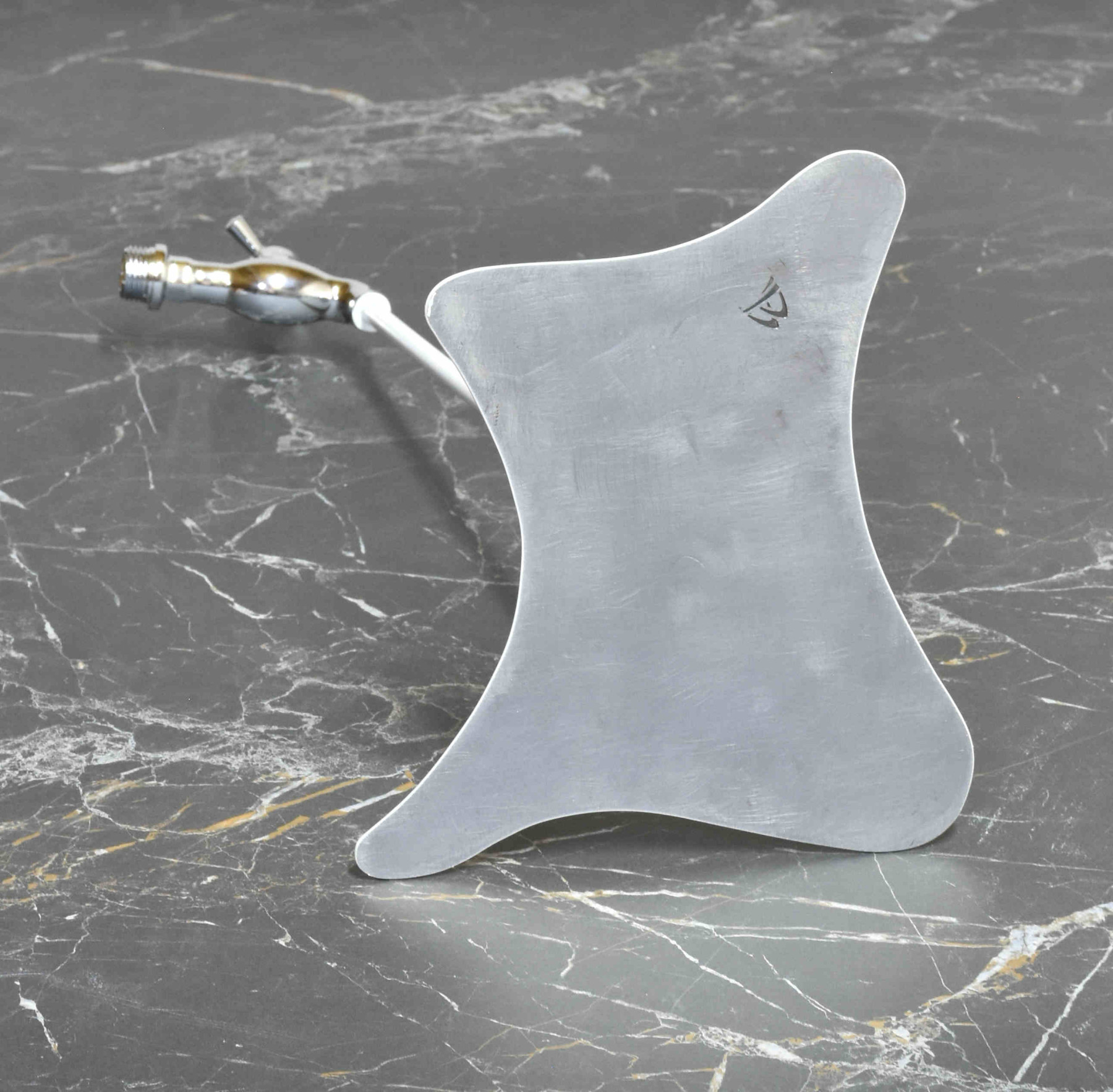 Yannick Bouillault, Fluide blanc, sculpture - Galerie de vente et d’achat d’art contemporain en ligne Artalistic