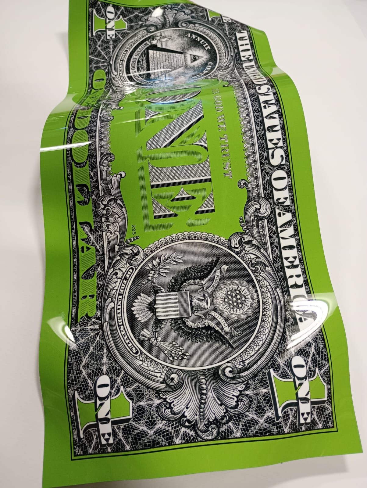 Karl Lagasse, One dollar apple, sculpture - Galerie de vente et d’achat d’art contemporain en ligne Artalistic