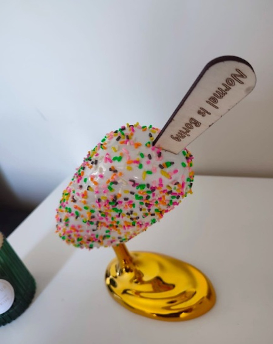 Sagrasse, Normal is boring Sprinkles, sculpture - Galerie de vente et d’achat d’art contemporain en ligne Artalistic
