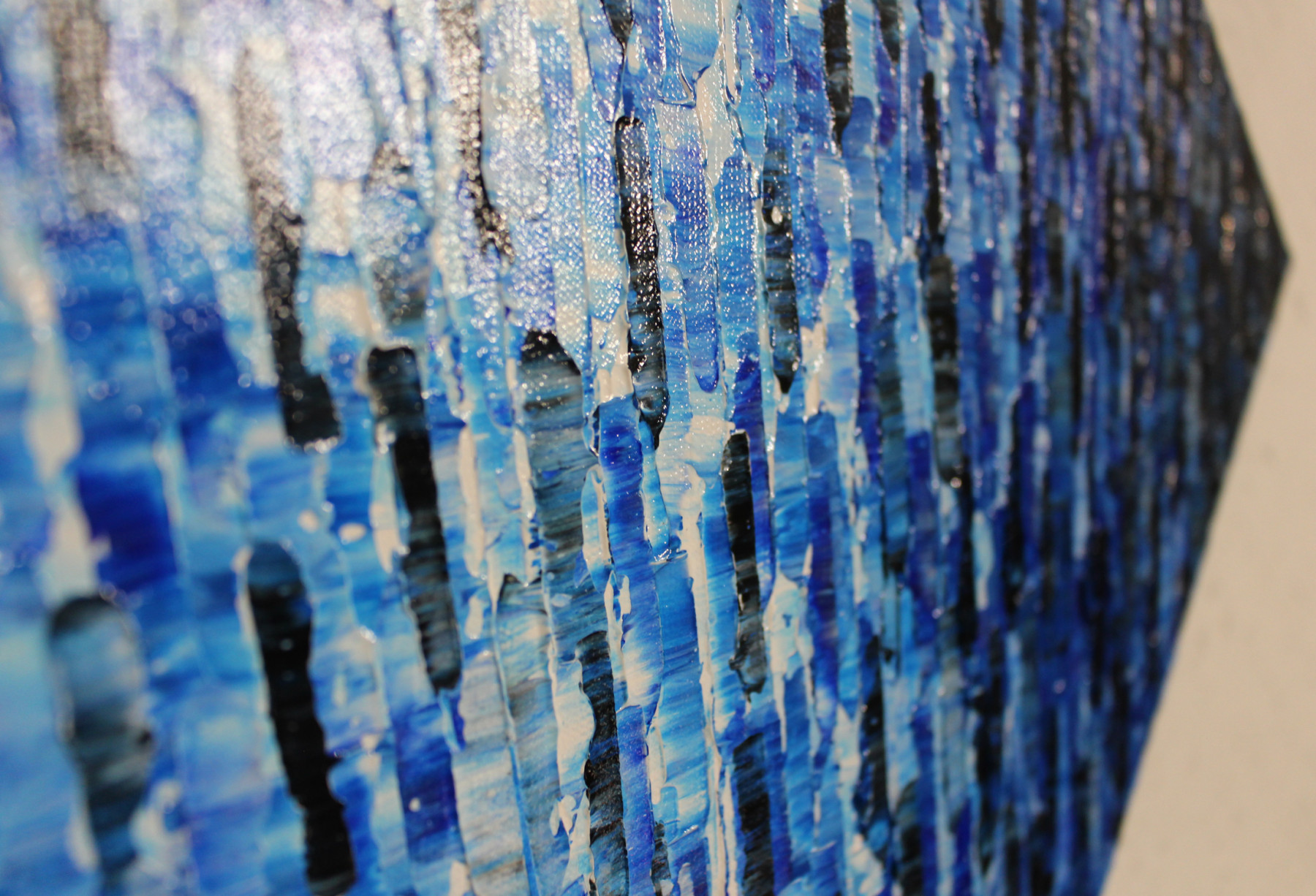 Jonathan Pradillon, Diagonale bleue, peinture - Galerie de vente et d’achat d’art contemporain en ligne Artalistic