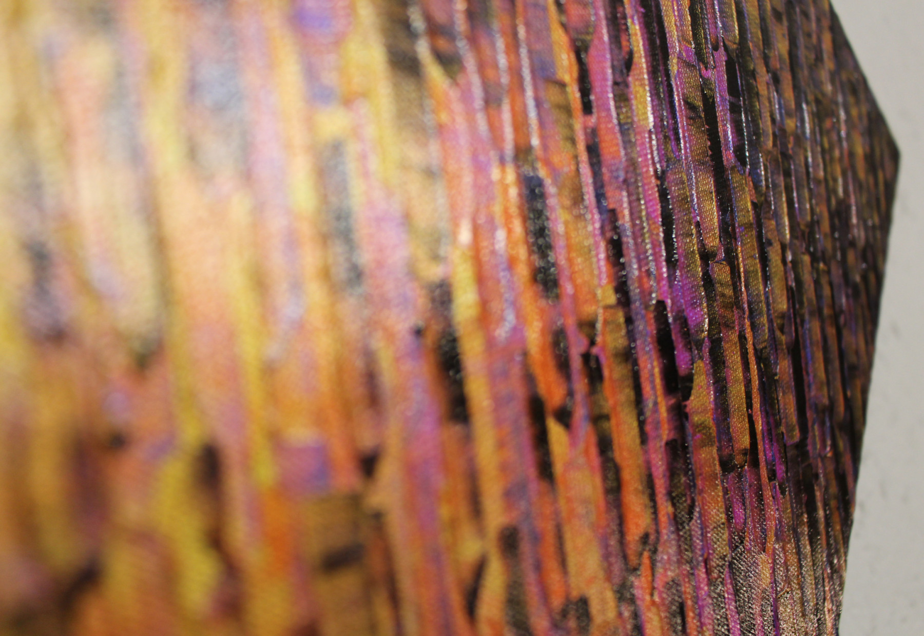Jonathan Pradillon, Diagonale or orange rose, peinture - Galerie de vente et d’achat d’art contemporain en ligne Artalistic