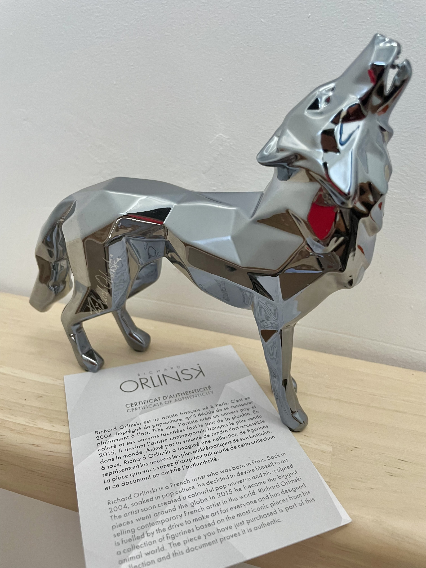 Richard Orlinski, Wolf, sculpture - Galerie de vente et d’achat d’art contemporain en ligne Artalistic