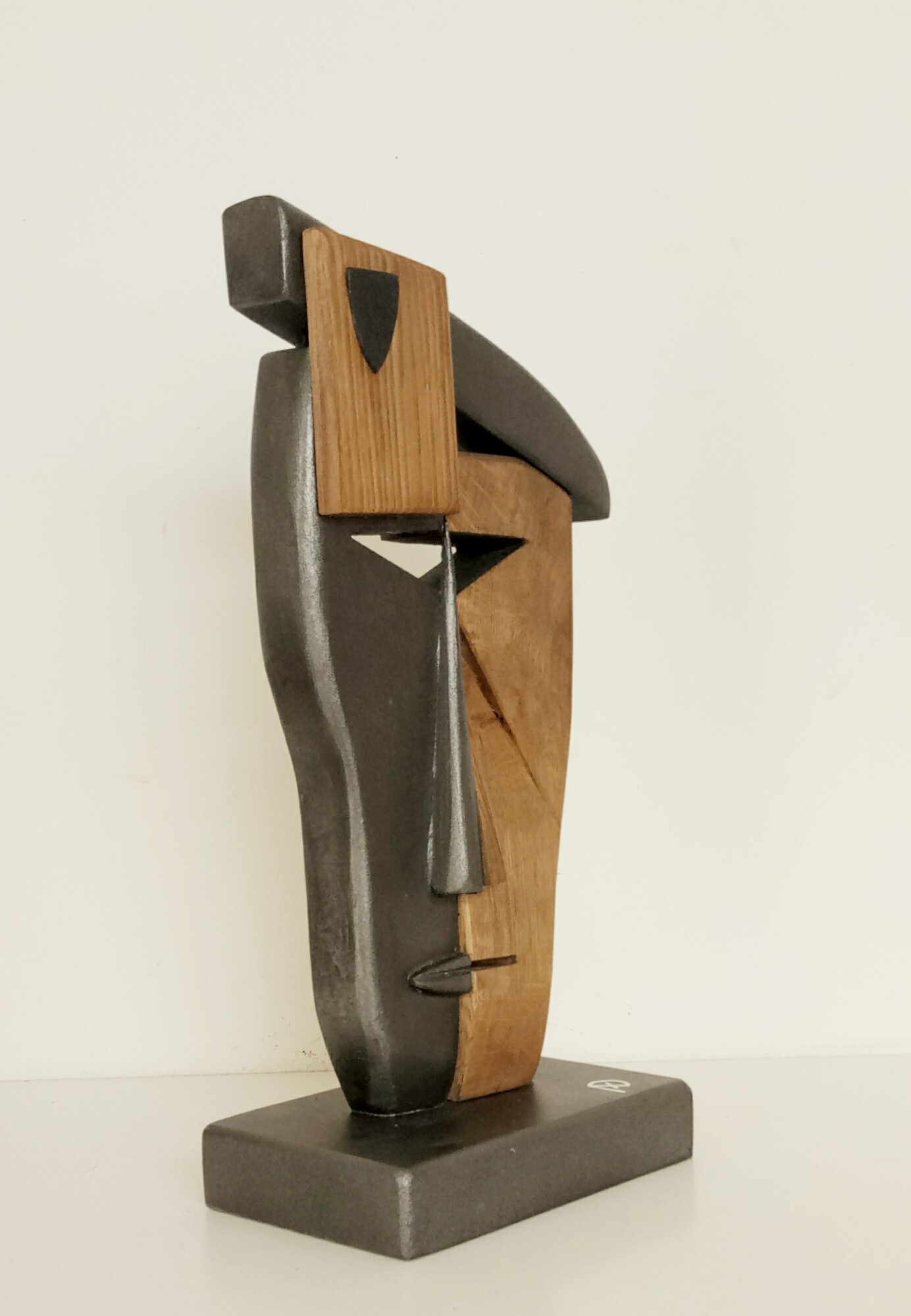 A+D Art, Legionary-2, sculpture - Galerie de vente et d’achat d’art contemporain en ligne Artalistic