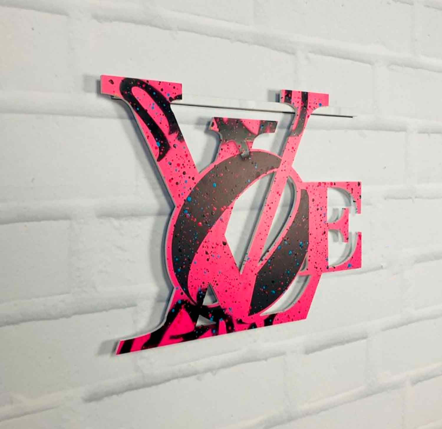 Aiiroh, Love LV, peinture - Galerie de vente et d’achat d’art contemporain en ligne Artalistic