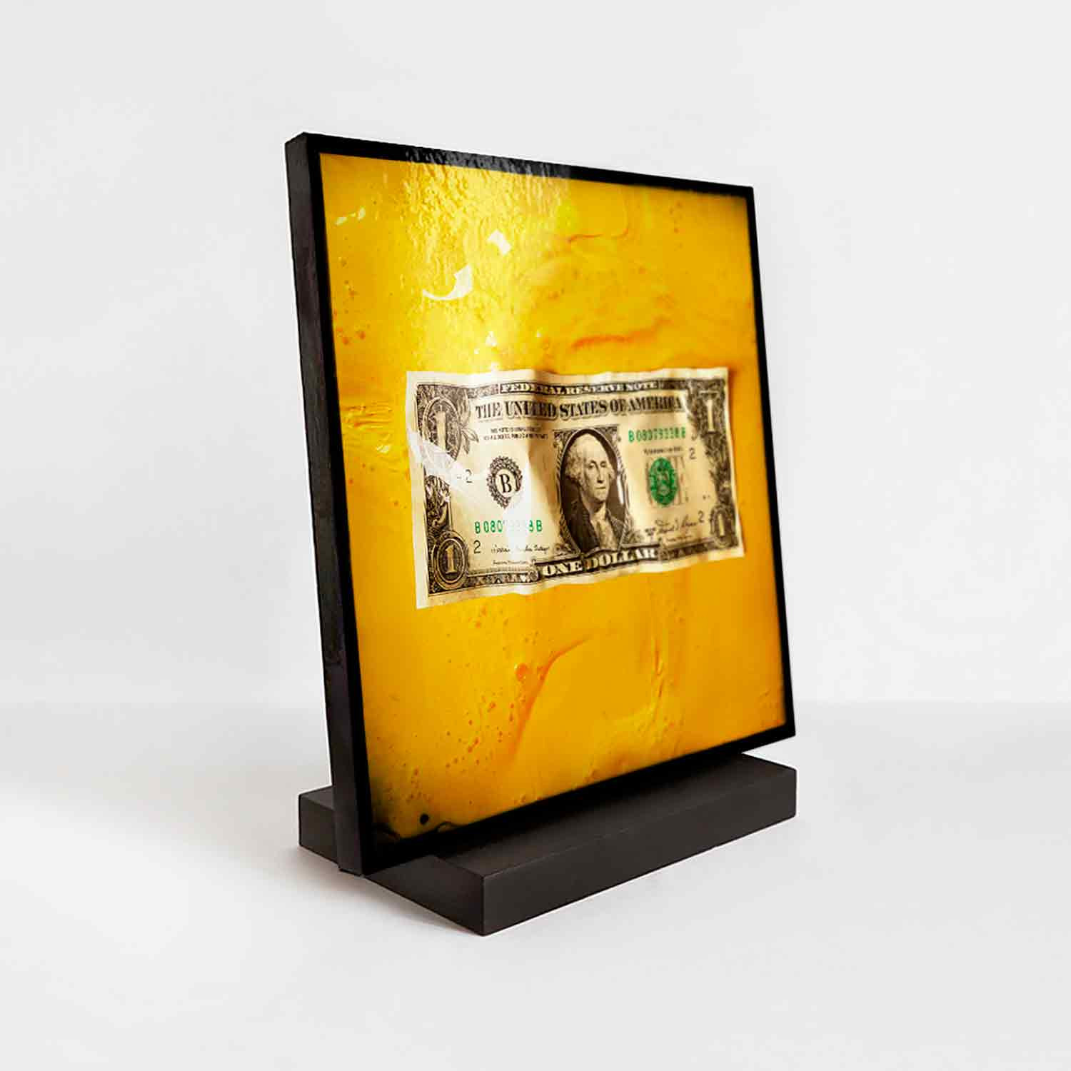Galith Sultan, Dollar / Yellow, photo - Galerie de vente et d’achat d’art contemporain en ligne Artalistic