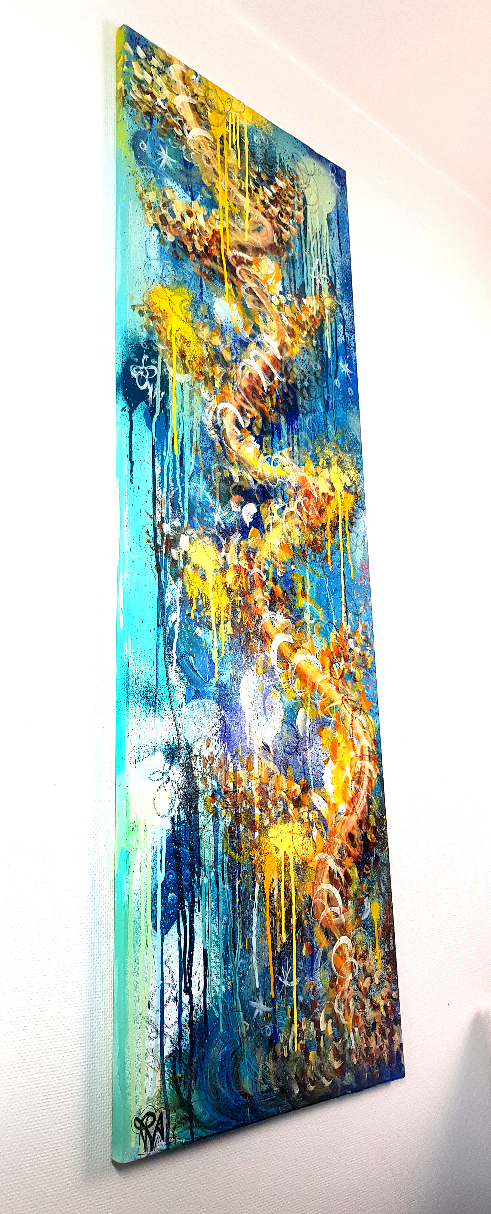 Priscilla Vettese, River of petals, peinture - Galerie de vente et d’achat d’art contemporain en ligne Artalistic