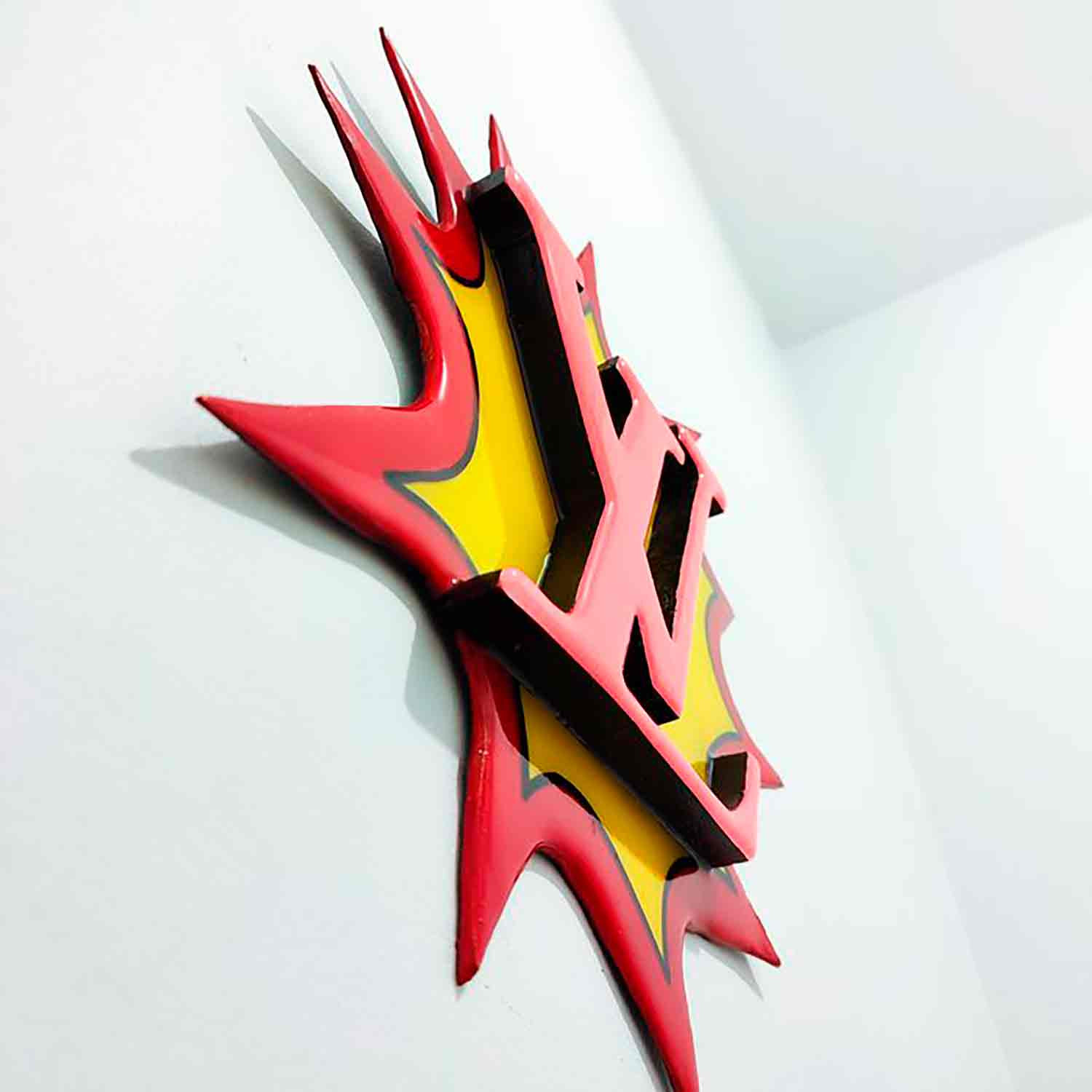 This is not a toy, Pop my Louis, sculpture - Galerie de vente et d’achat d’art contemporain en ligne Artalistic