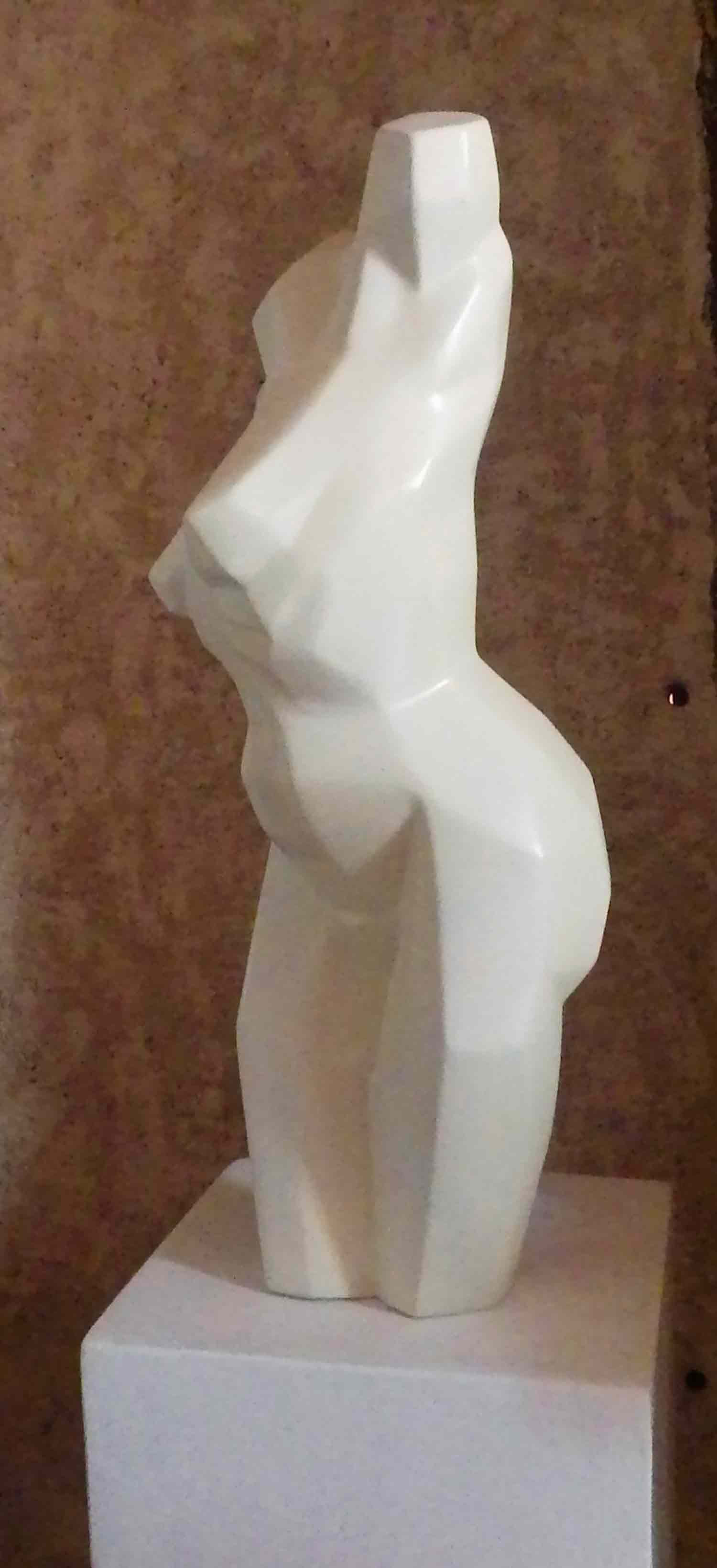 Christian Choquet, corps de femme contemporain, sculpture - Galerie de vente et d’achat d’art contemporain en ligne Artalistic