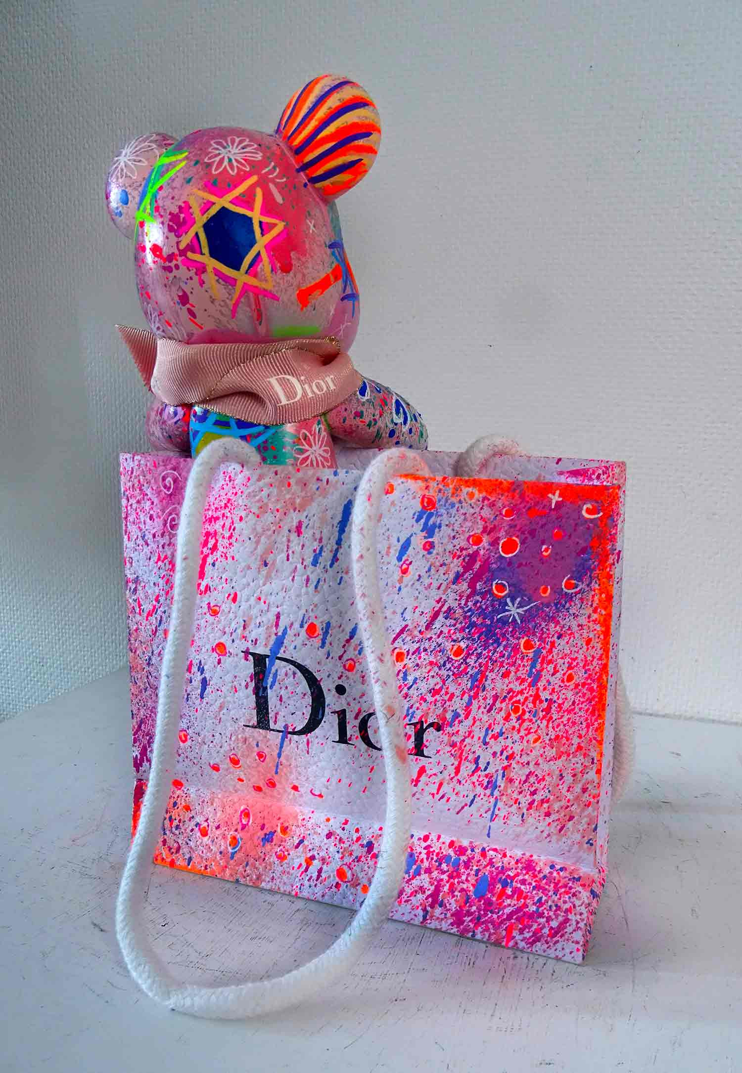 Priscilla Vettese, My Lil' Bear, sculpture - Galerie de vente et d’achat d’art contemporain en ligne Artalistic