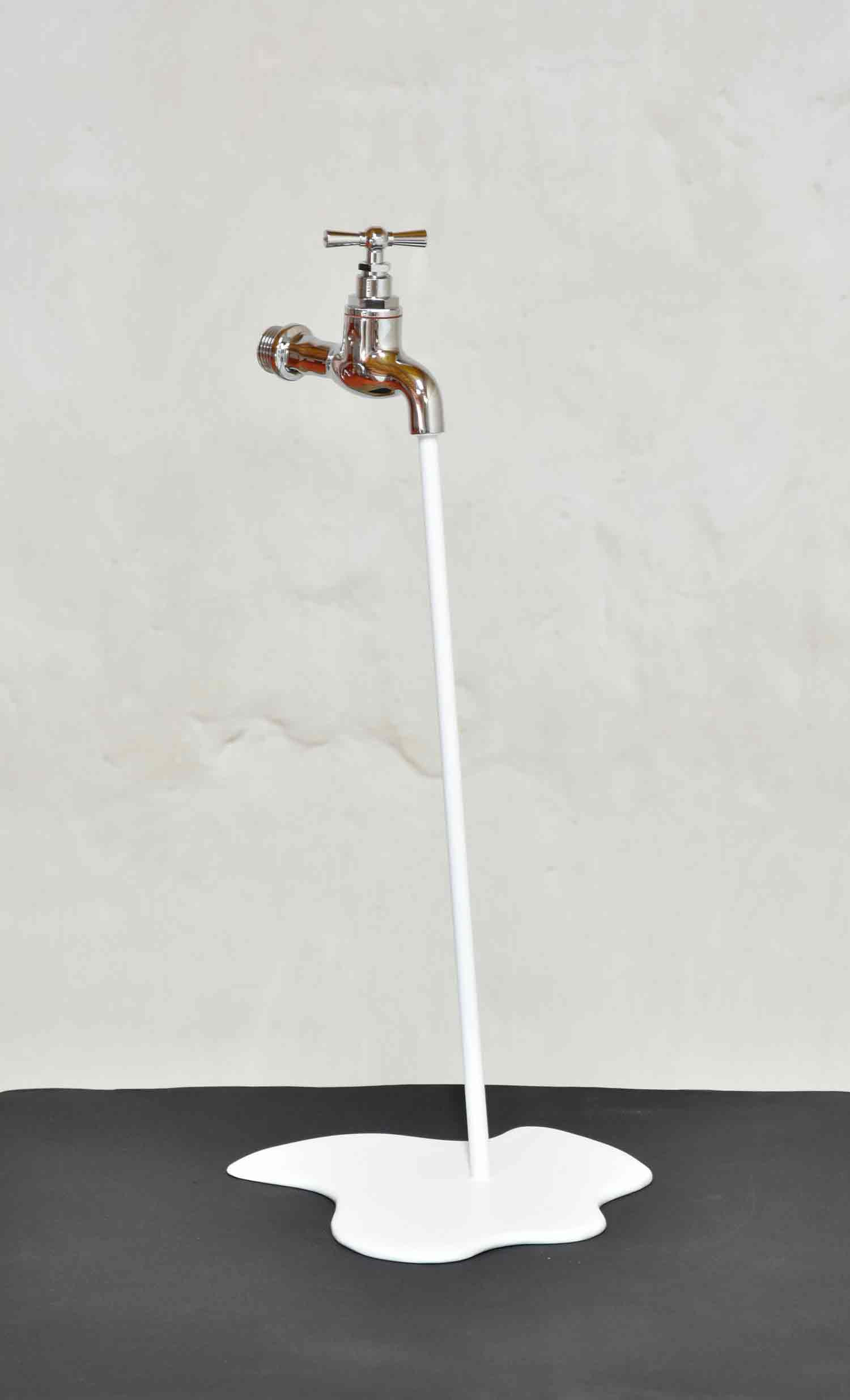 Yannick Bouillault, Le liquide blanc, sculpture - Galerie de vente et d’achat d’art contemporain en ligne Artalistic