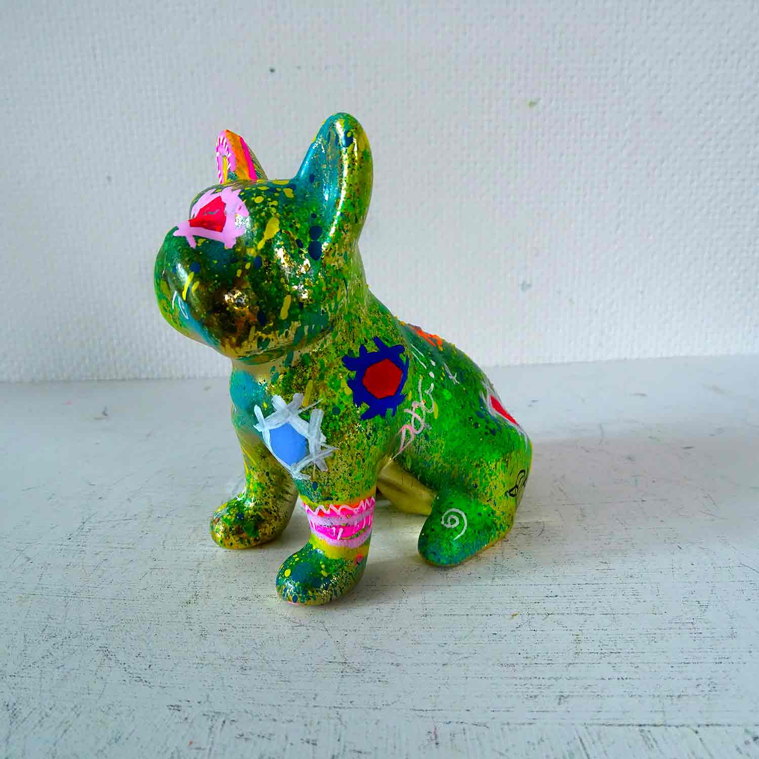 Priscilla Vettese, Mini Pop Bulldog #4, sculpture - Galerie de vente et d’achat d’art contemporain en ligne Artalistic