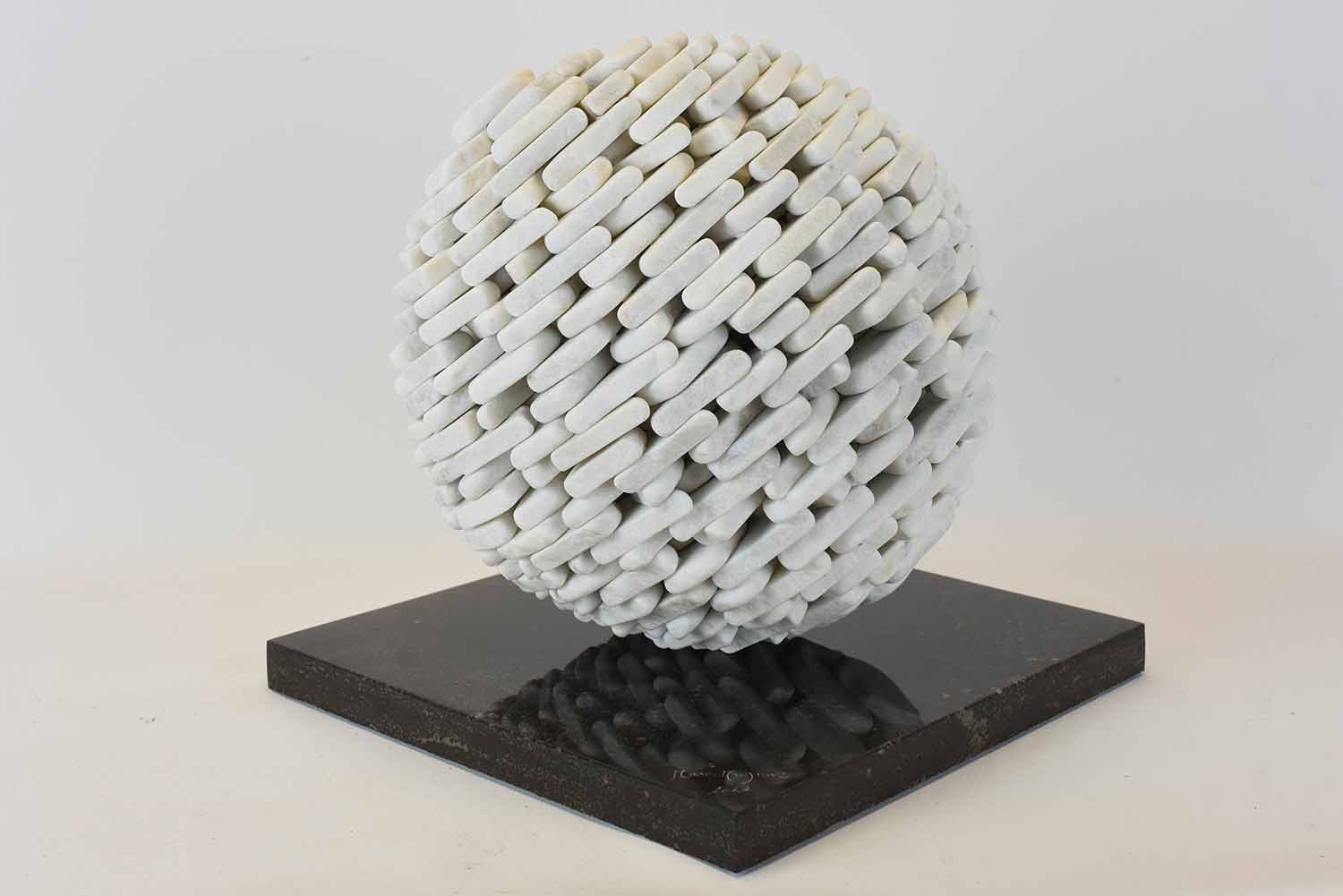 Marc Mugnier, perle scintillante, sculpture - Galerie de vente et d’achat d’art contemporain en ligne Artalistic