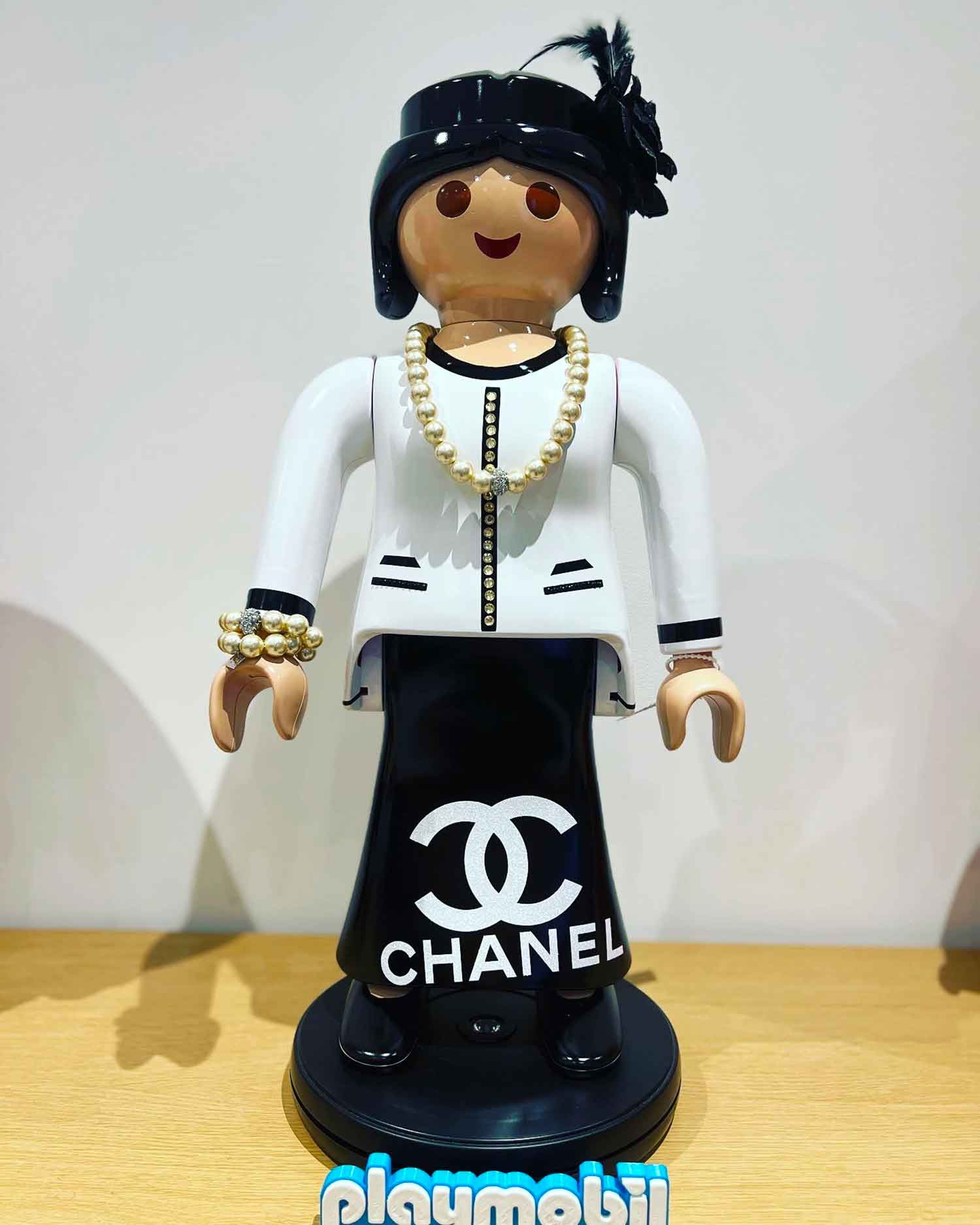 Vanessa Fodera, Mademoiselle coco Chanel, sculpture - Galerie de vente et d’achat d’art contemporain en ligne Artalistic