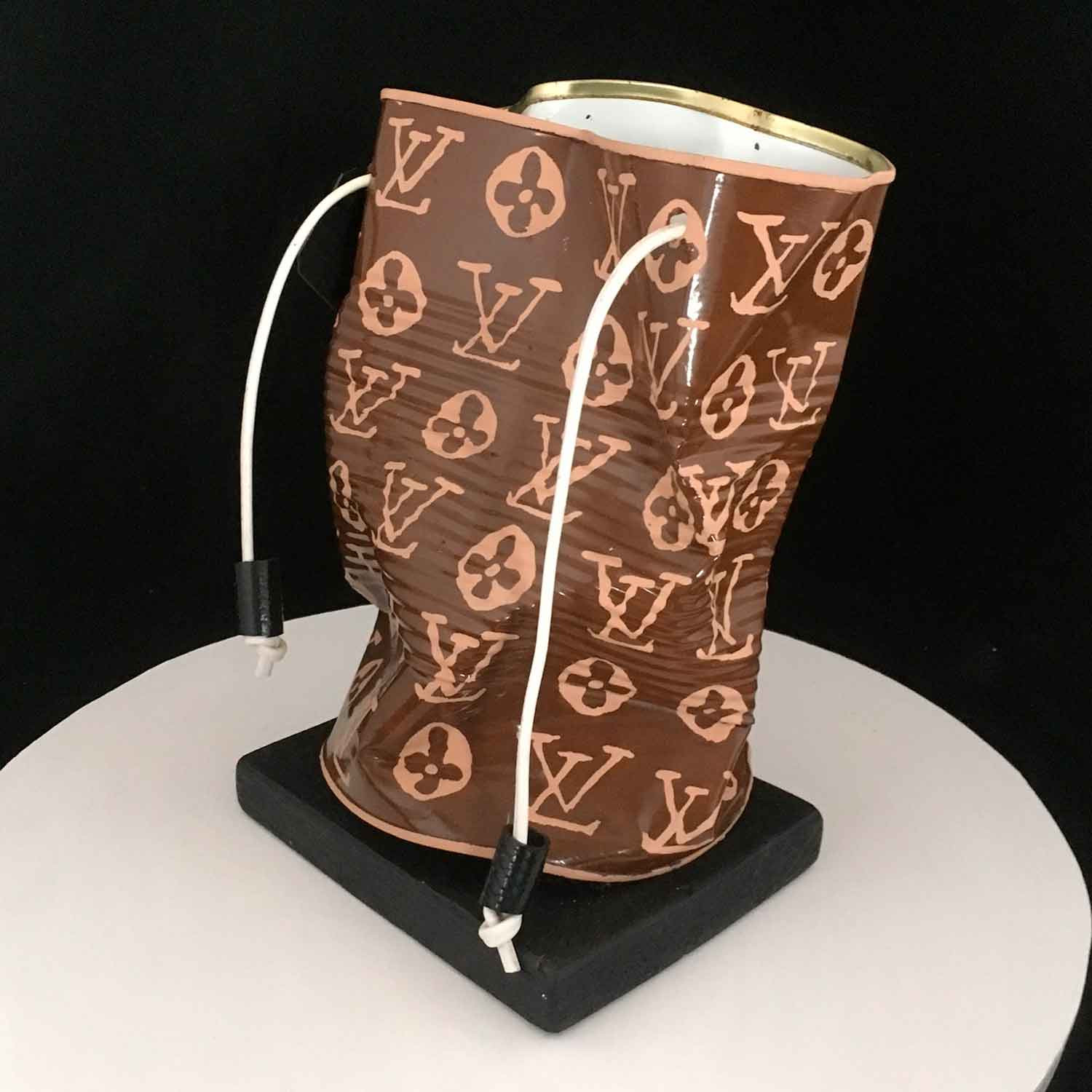 Norman Gekko, Crushed Louis Vuitton Handbag, sculpture - Galerie de vente et d’achat d’art contemporain en ligne Artalistic