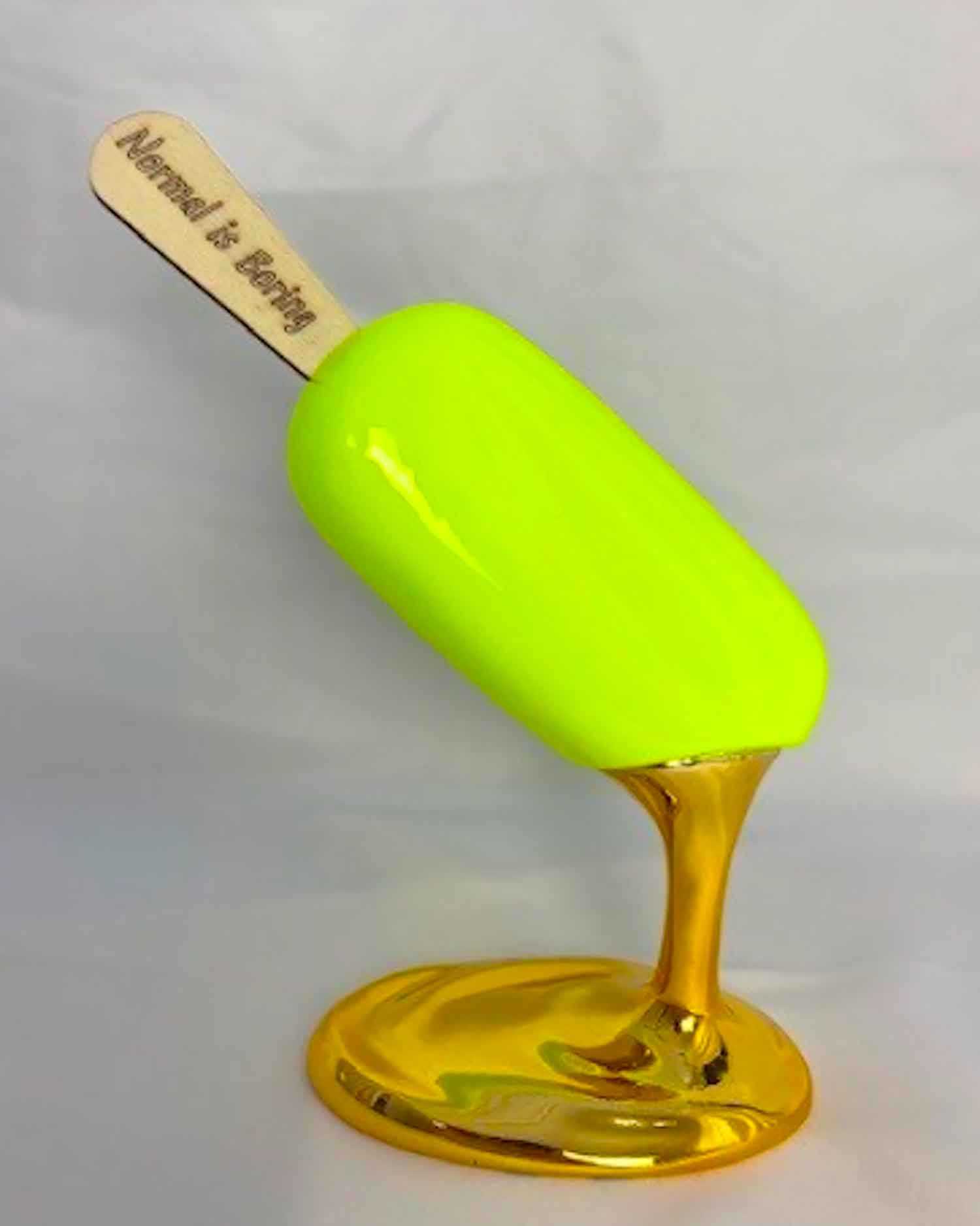 Sagrasse, Normal is boring, sculpture - Galerie de vente et d’achat d’art contemporain en ligne Artalistic