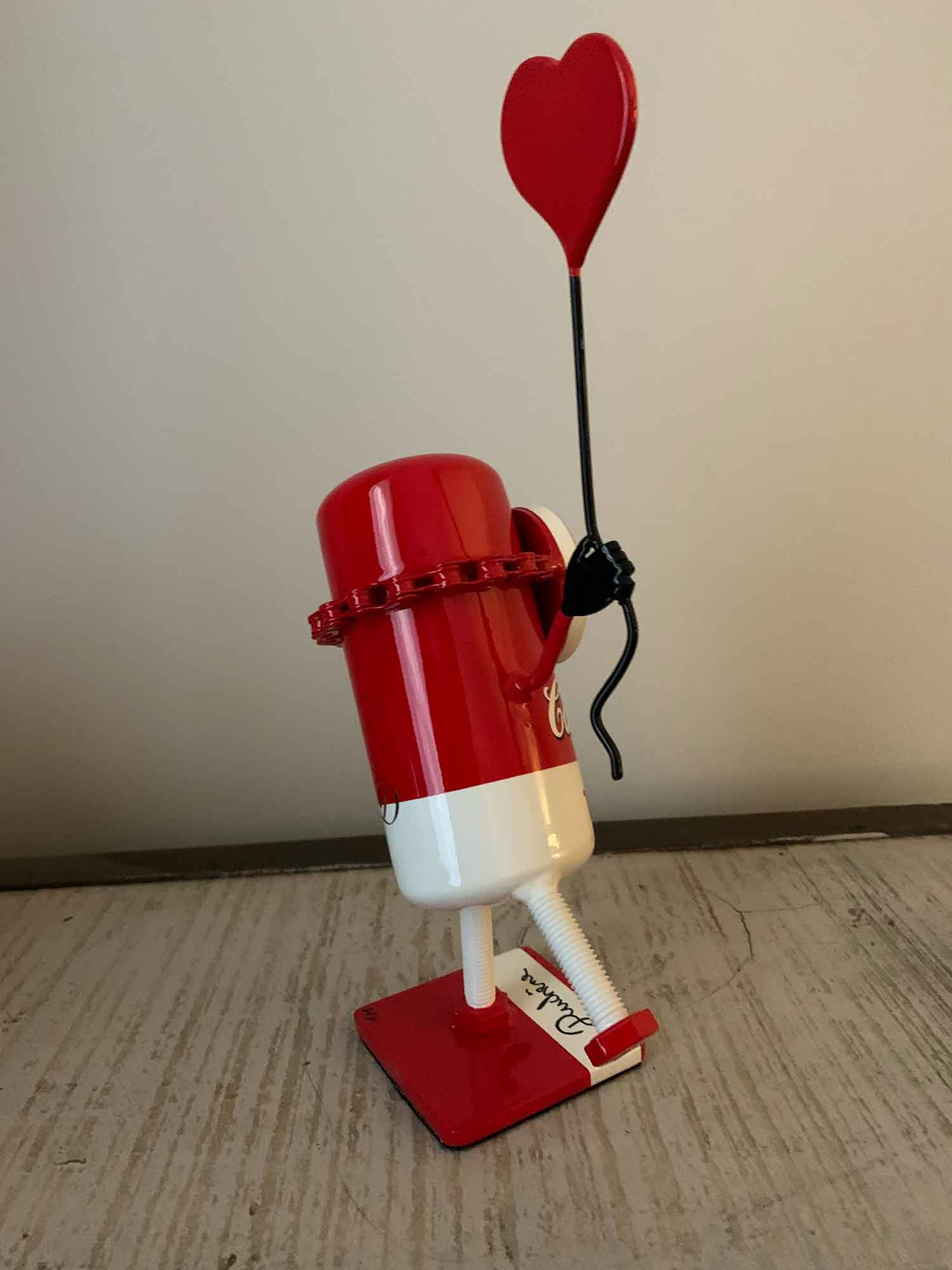 Vincent Duchêne, Minion Tomato Soup, sculpture - Galerie de vente et d’achat d’art contemporain en ligne Artalistic