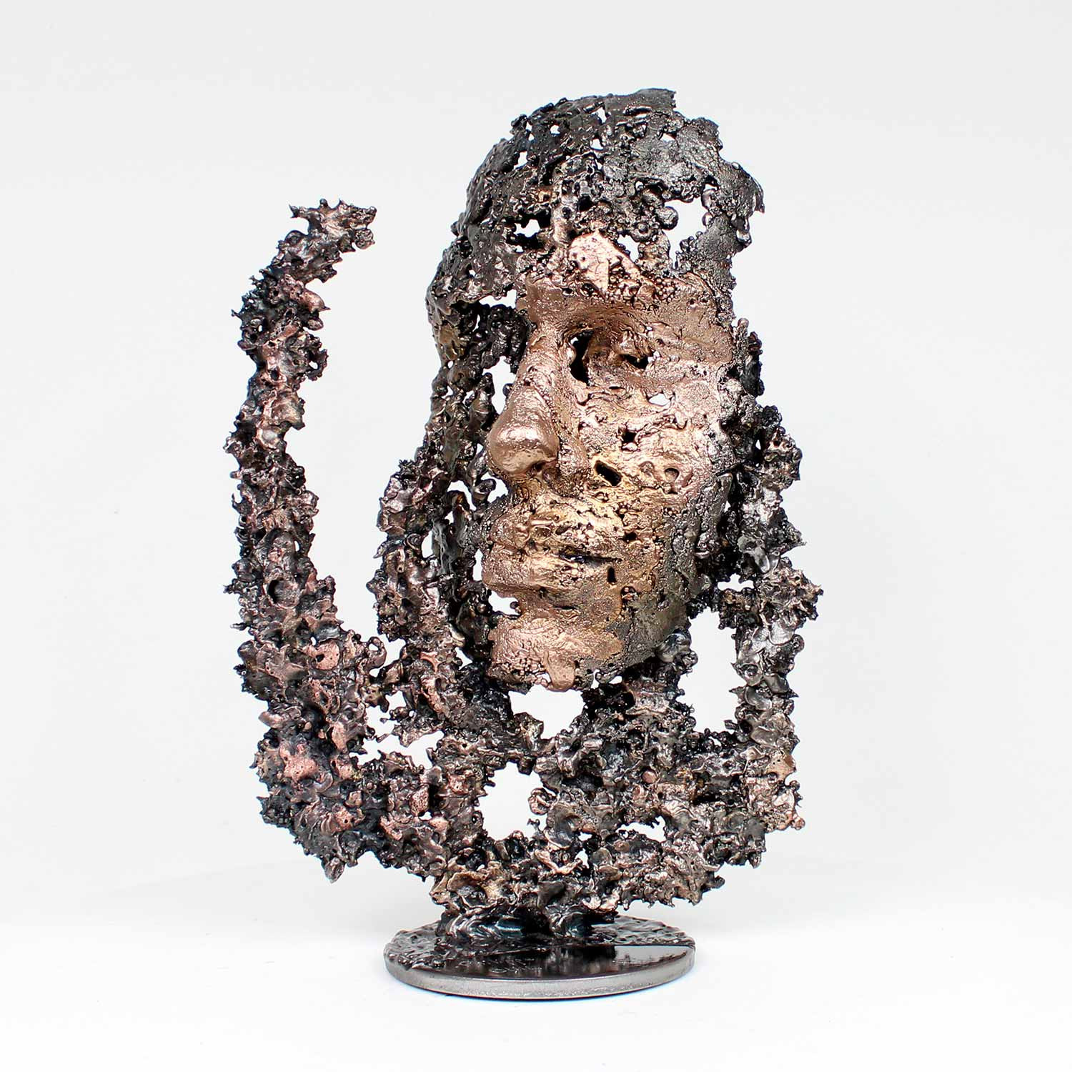 Philippe Buil, Une larme, sculpture - Galerie de vente et d’achat d’art contemporain en ligne Artalistic