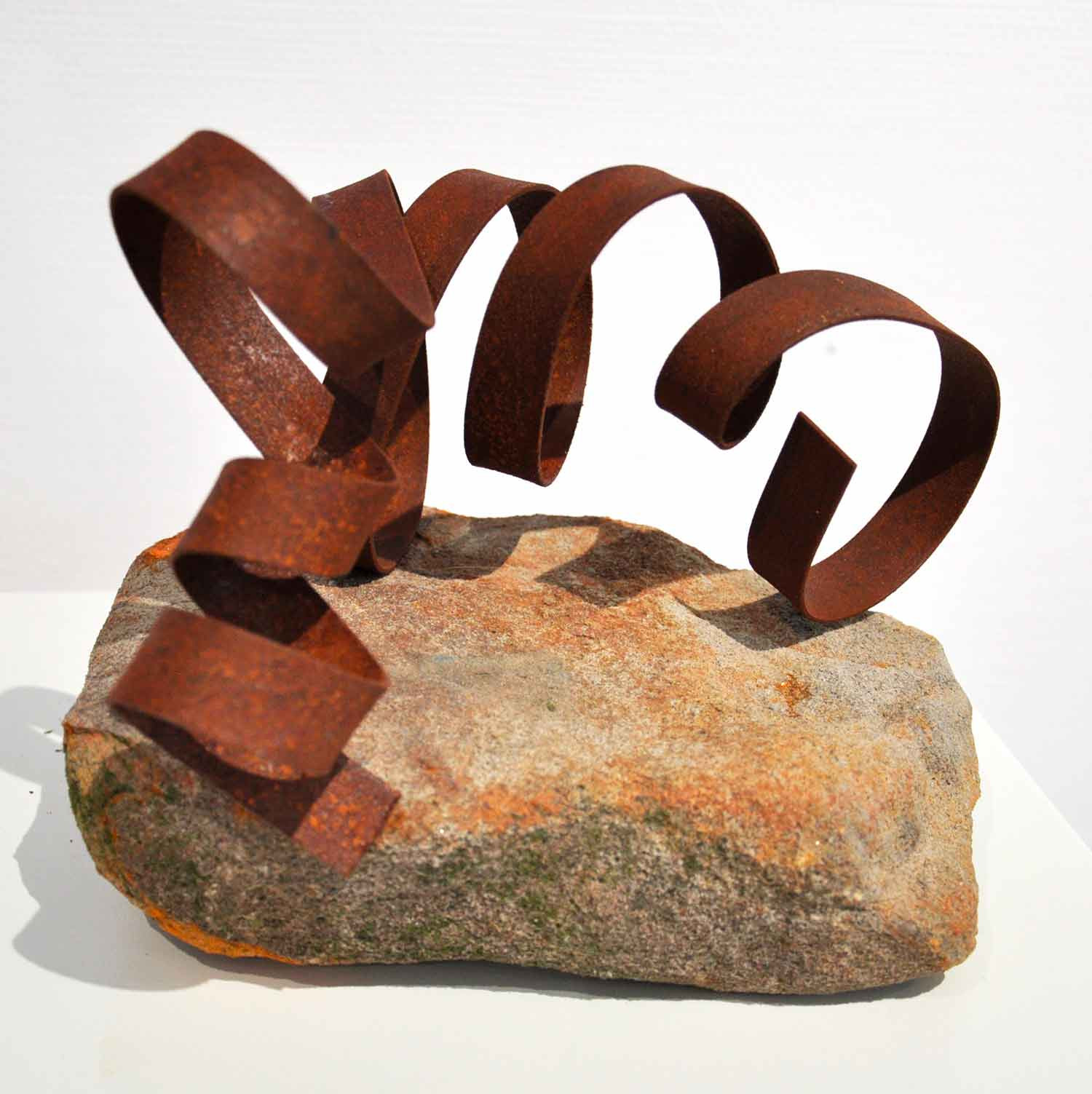 Ariel Elizondo Lizarraga, Sablonneuse brune & lames, sculpture - Galerie de vente et d’achat d’art contemporain en ligne Artalistic