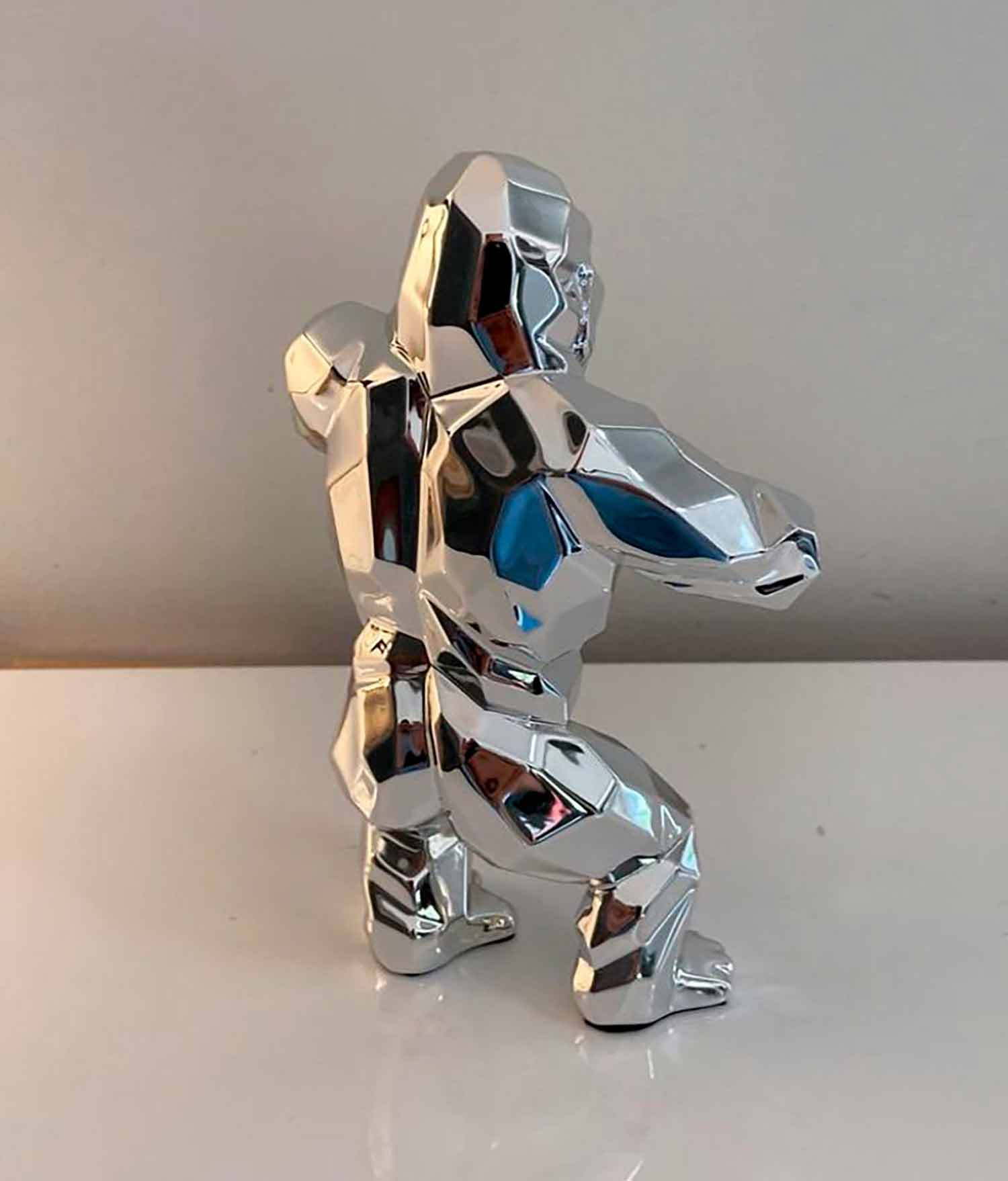 Richard Orlinski, Kong silver, sculpture - Galerie de vente et d’achat d’art contemporain en ligne Artalistic