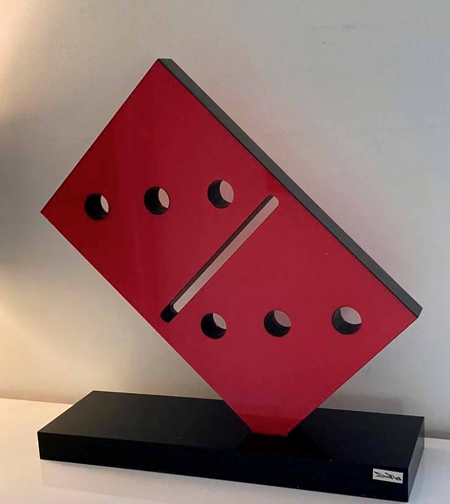 Brain Roy, Domino Red, sculpture - Galerie de vente et d’achat d’art contemporain en ligne Artalistic