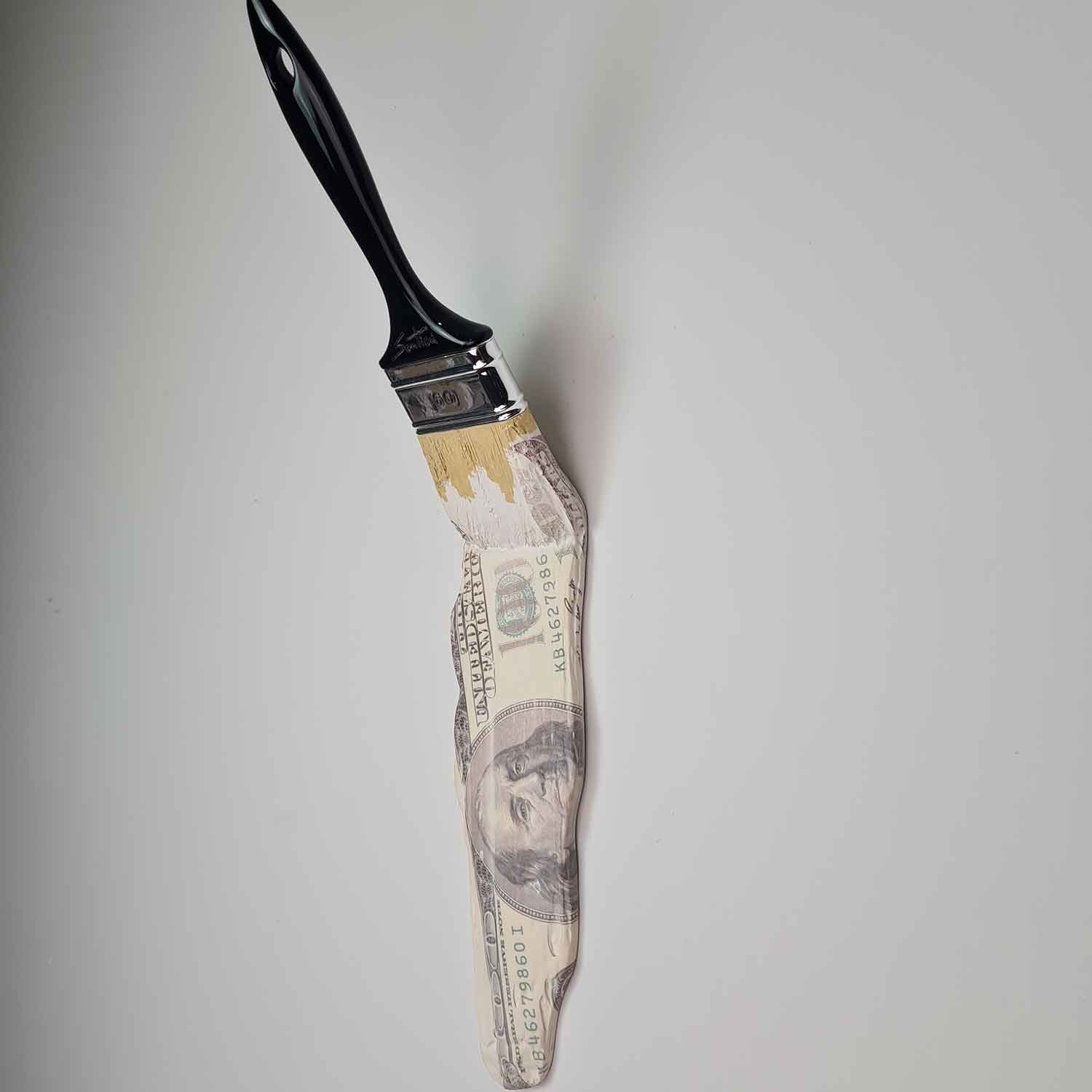 Santicri, Dollar brush, sculpture - Galerie de vente et d’achat d’art contemporain en ligne Artalistic