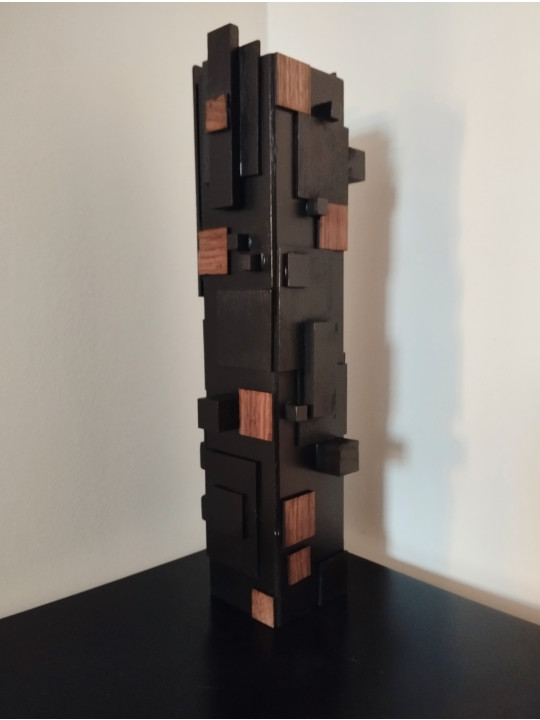MONOLITH