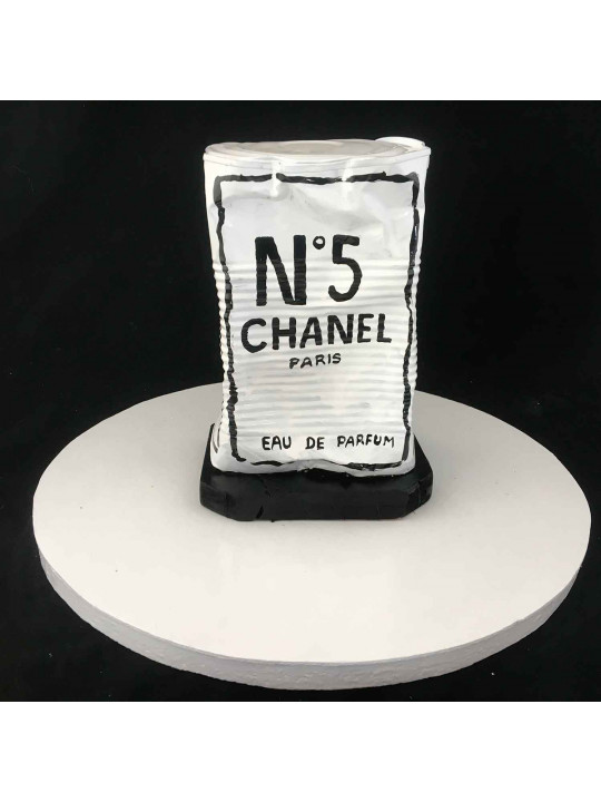 All fucked up Chanel N.5 Box