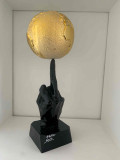 Santicri, The Gold World, sculpture - Galerie de vente et d’achat d’art contemporain en ligne Artalistic