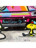 Pauline Cornée, Snoopy plays golf next to Porsche, peinture - Galerie de vente et d’achat d’art contemporain en ligne Artalistic