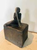 Cécile P, Songeuse, Sculpture - Galerie de vente et d’achat d’art contemporain en ligne Artalistic