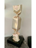 Laurence Jenkell, Wrapping bonbon blanc nacré, Sculpture