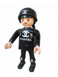 Vili, Playmo Chanel, sculpture - Galerie de vente et d’achat d’art contemporain en ligne Artalistic