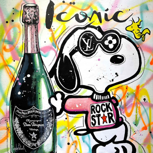 Snoopy est une Rock Star et adore le champagne