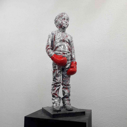 Carefree child (Red boxing style 62')