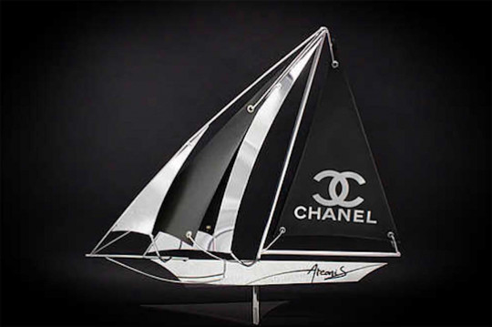 Boat 2.0 Chanel