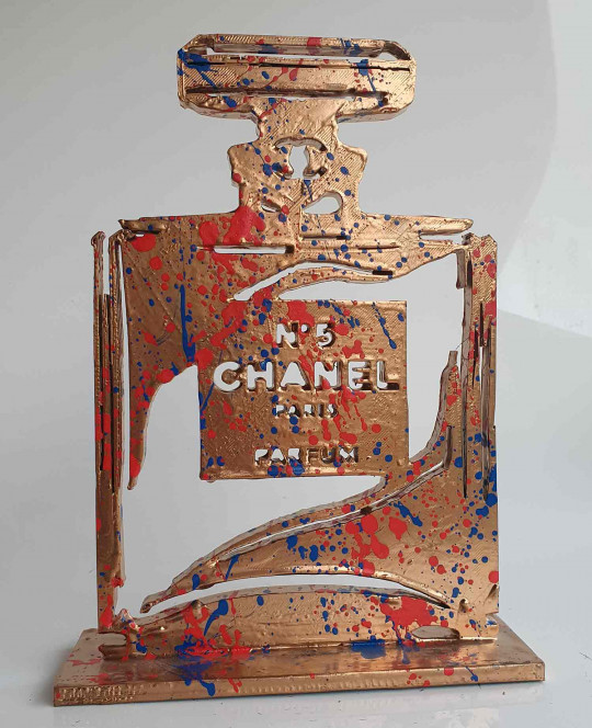 Chanel N°5 gold
